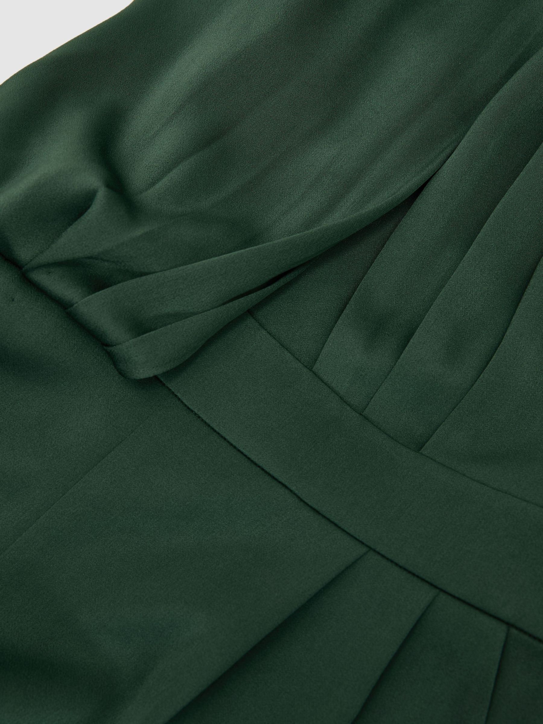 Combinaison drapée en satin ample bleu canard pour petite taille - Image 8 de 9