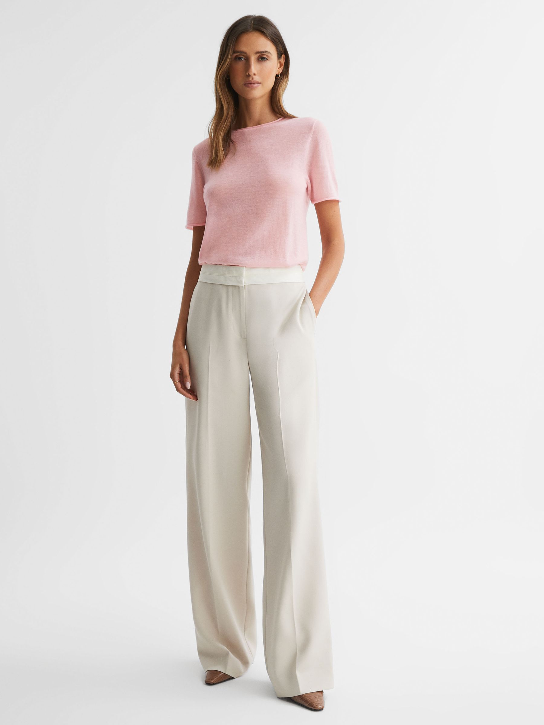 Knitted Crew Neck T-Shirt in Light Pink - Image 3 of 5