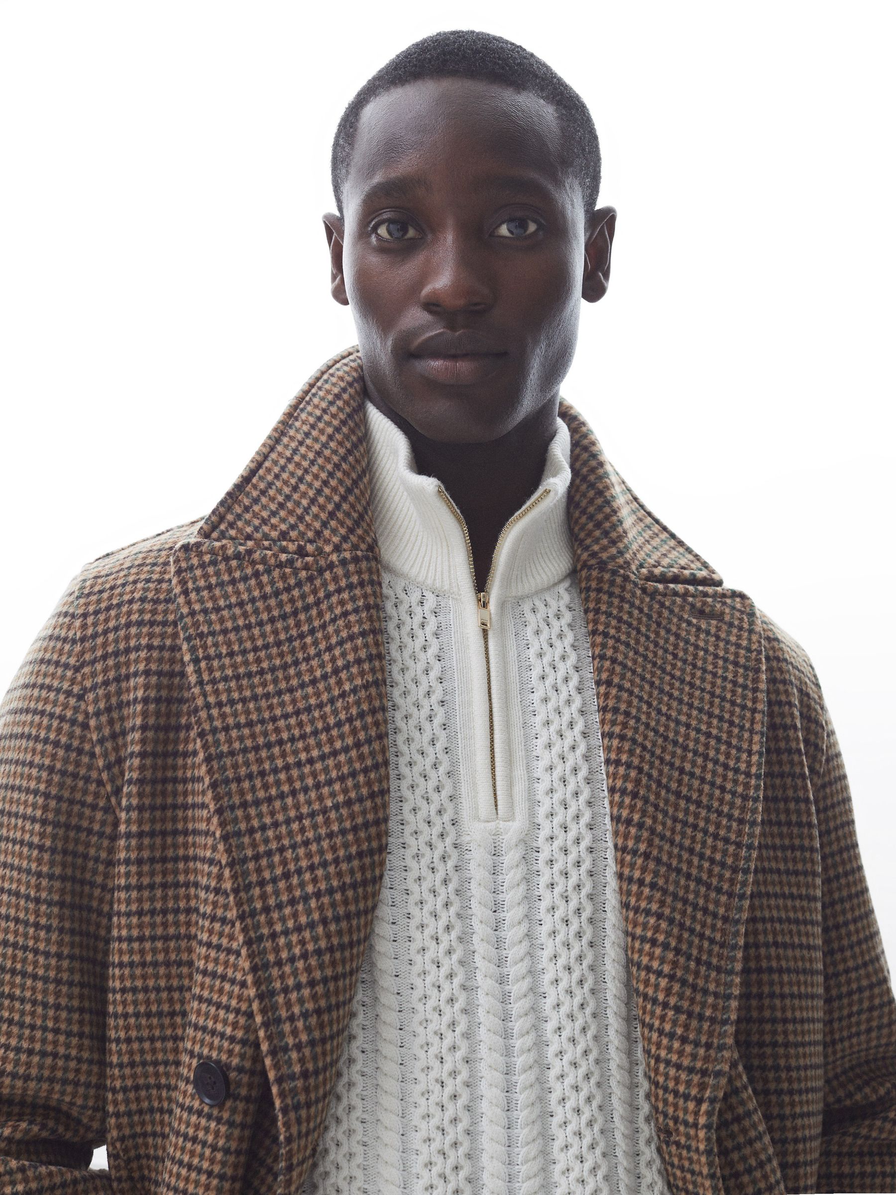 Modern Fit Wool Blend Double Breasted Dogtooth Coat in Camel - Image 4 of 6