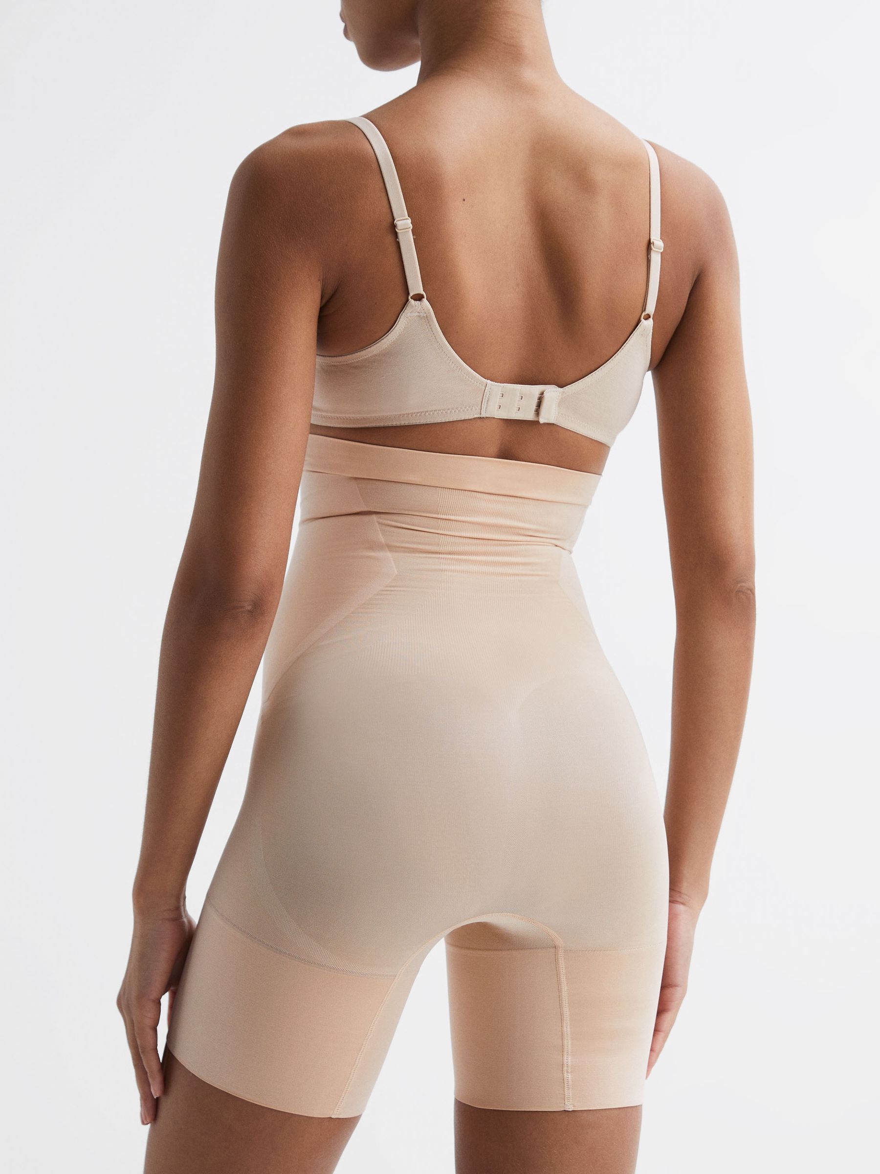 Spanx Shorts gainants taille haute mi-cuisse couleur peau - Image 3 of 4