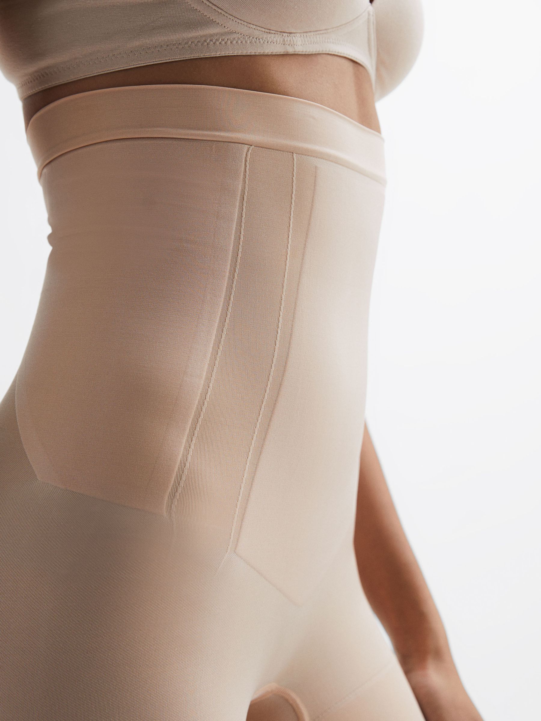 Spanx Shorts gainants taille haute mi-cuisse couleur peau - Image 4 of 4