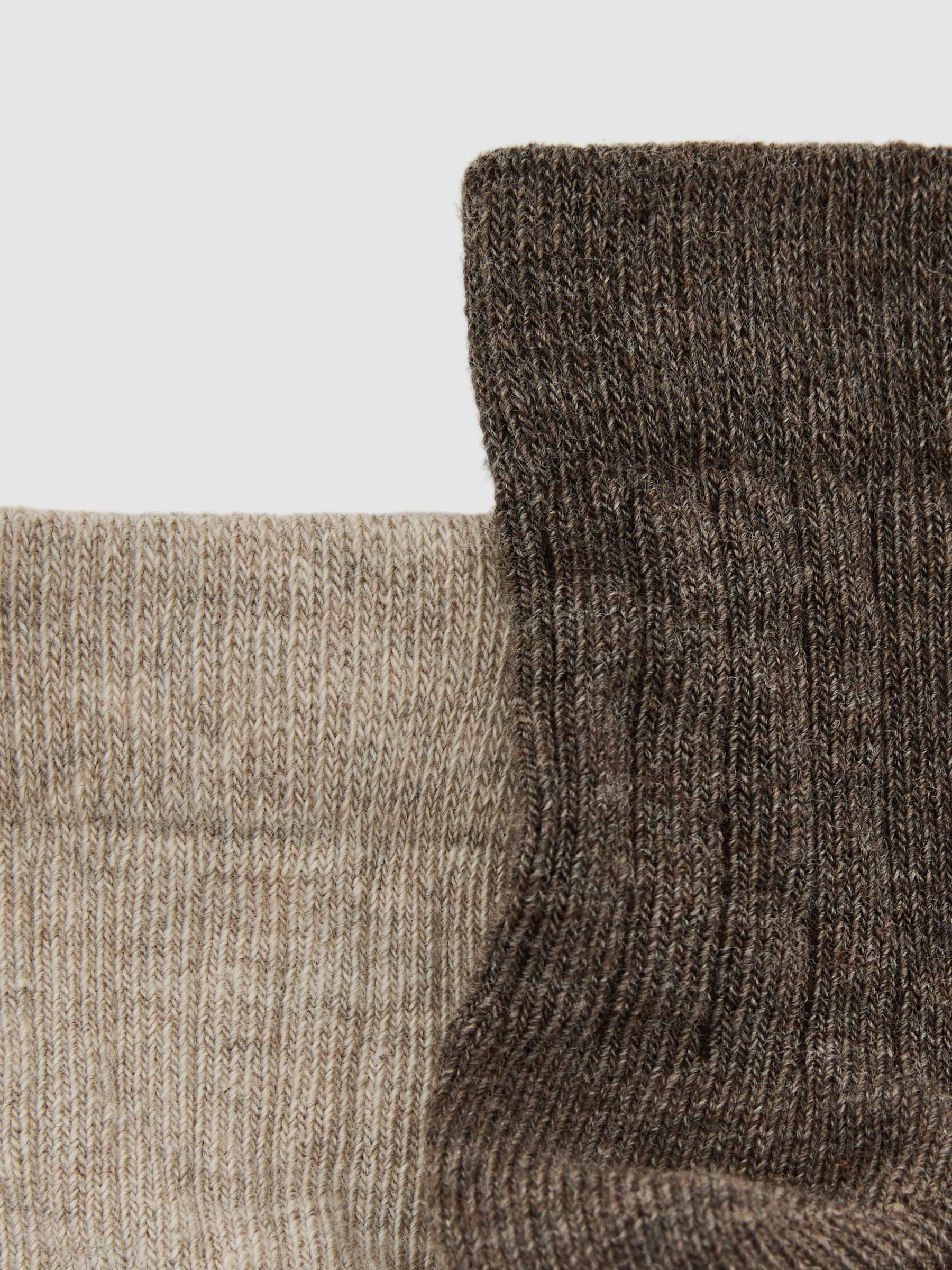 2-Pack Baumwollmischung Ripp Trainer Socken in Taupe Braun - Bild 3 von 3