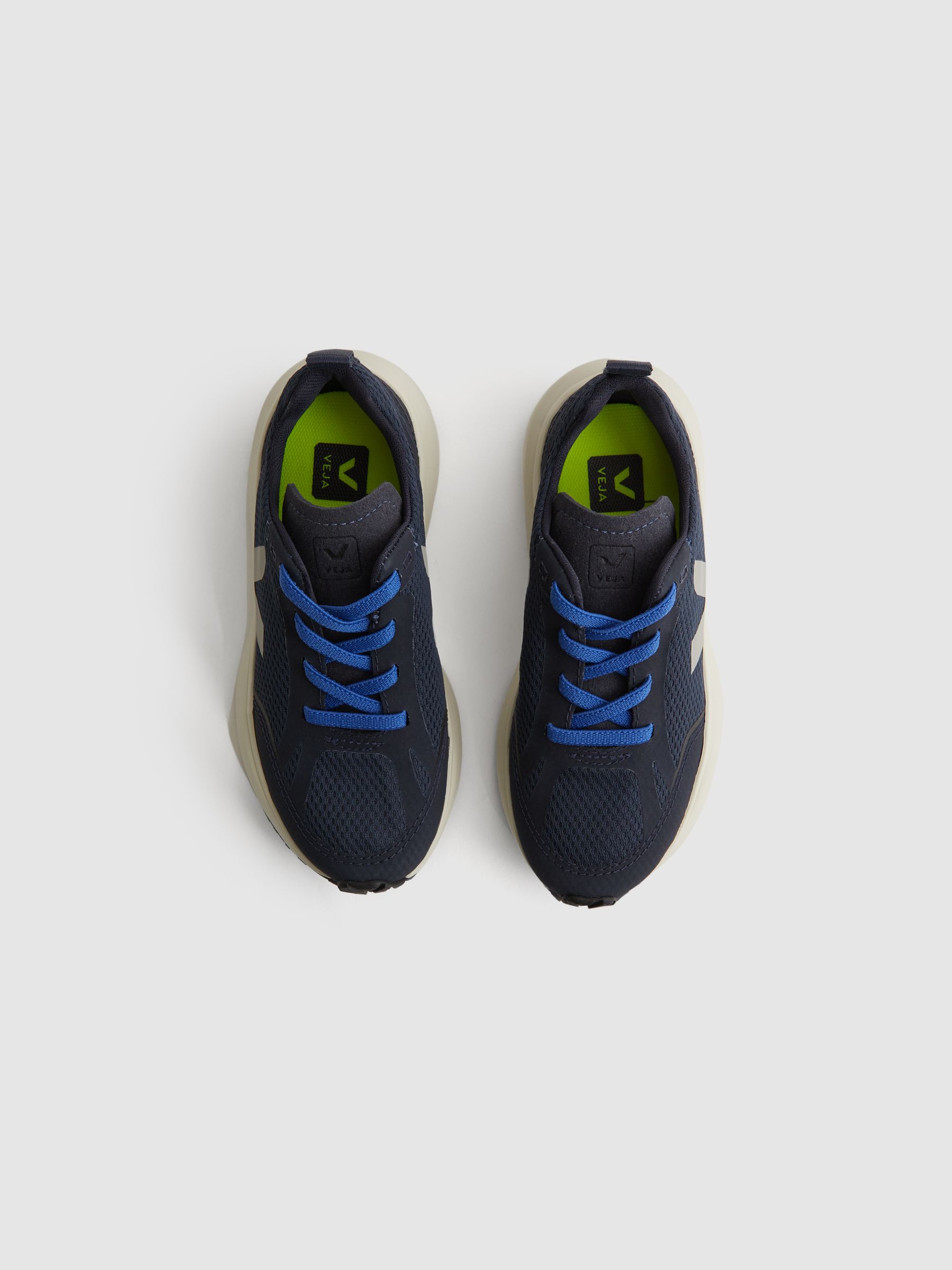 Veja Mesh Trainers in Nautico Oxford Grey - Image 3 of 5