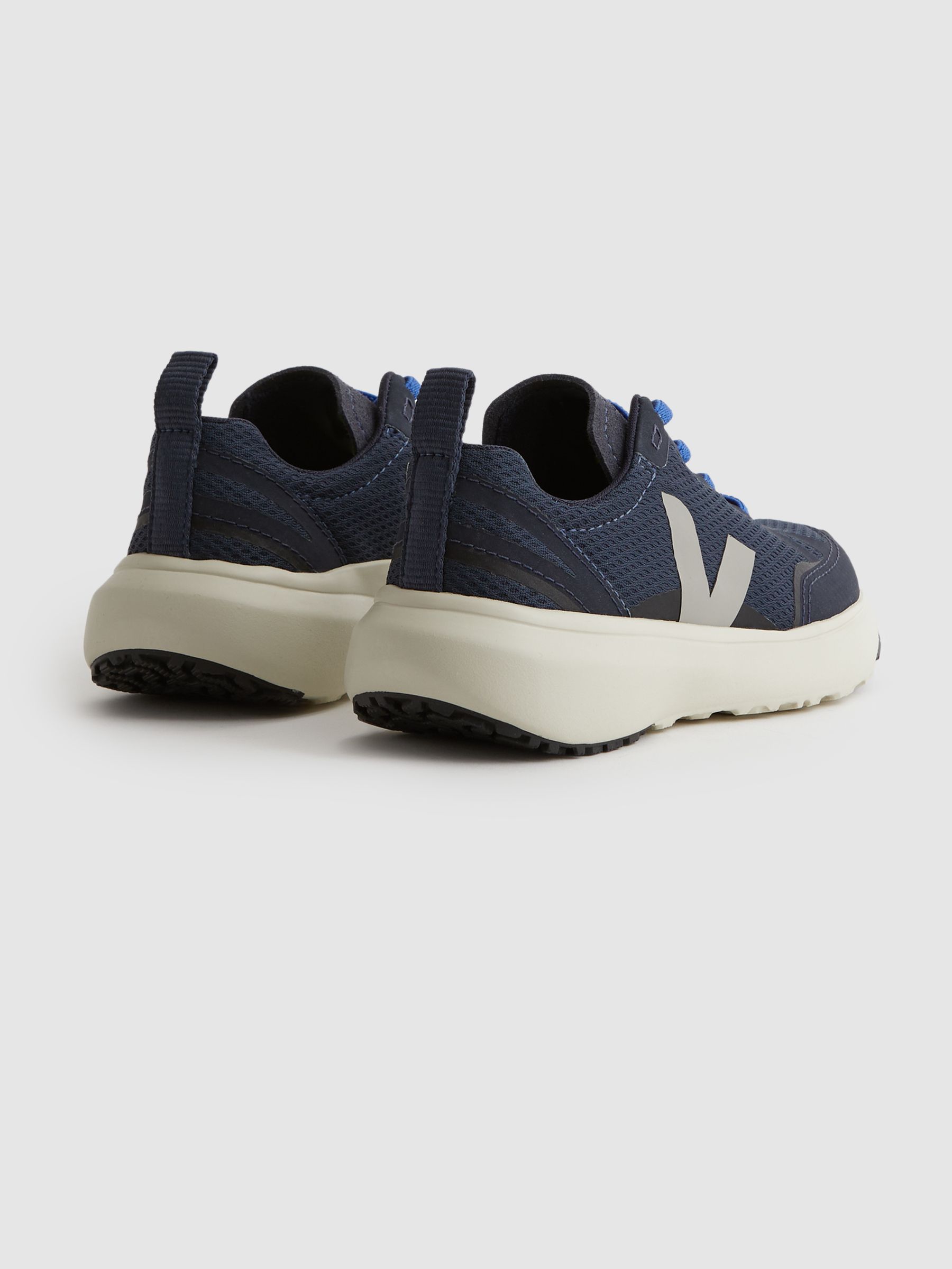 Veja Mesh Trainers in Nautico Oxford Grey - Image 4 of 5