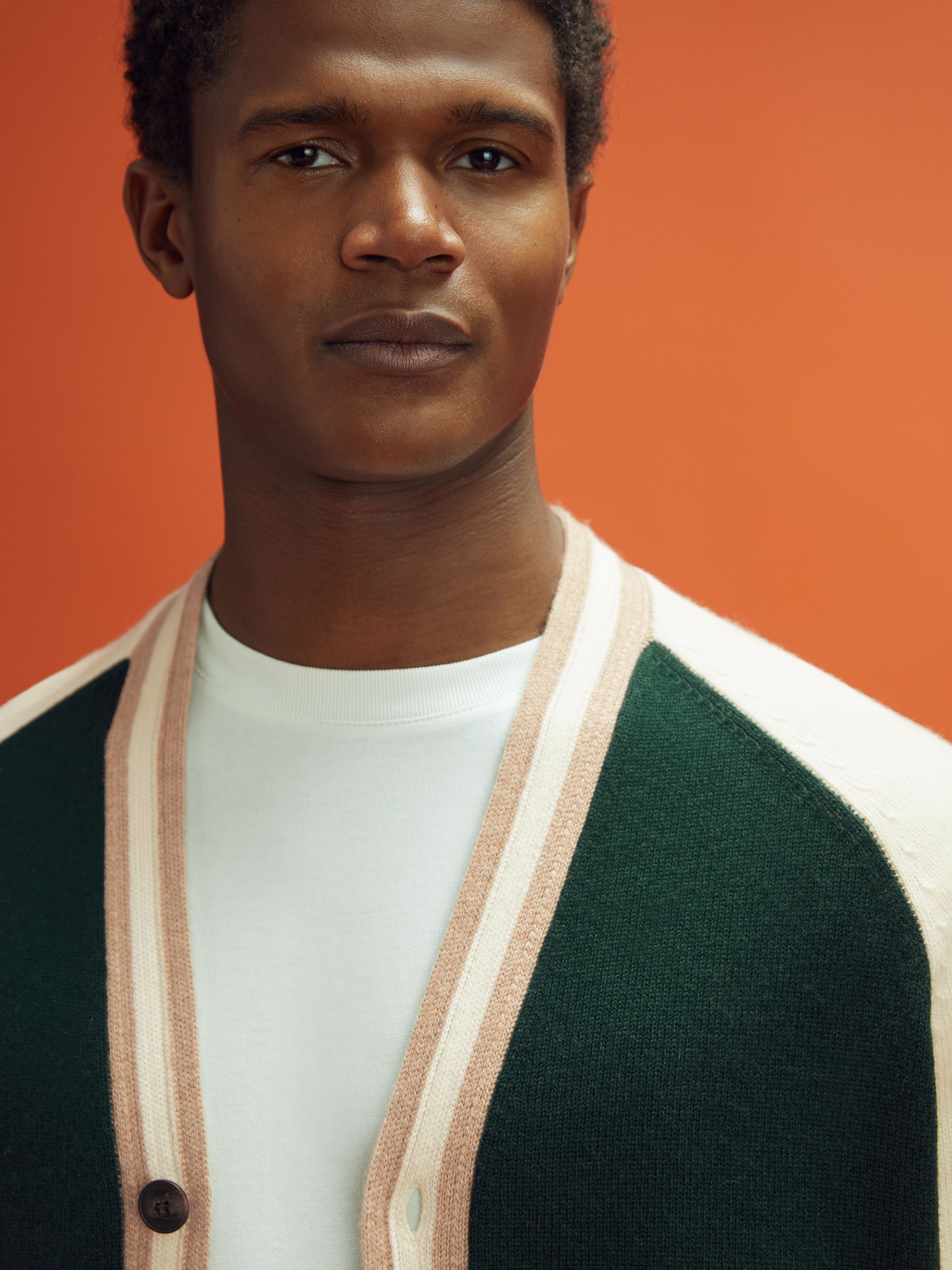 McLaren F1 Wool Cashmere Cardigan in Bottle Green/Ecru - Image 4 of 8