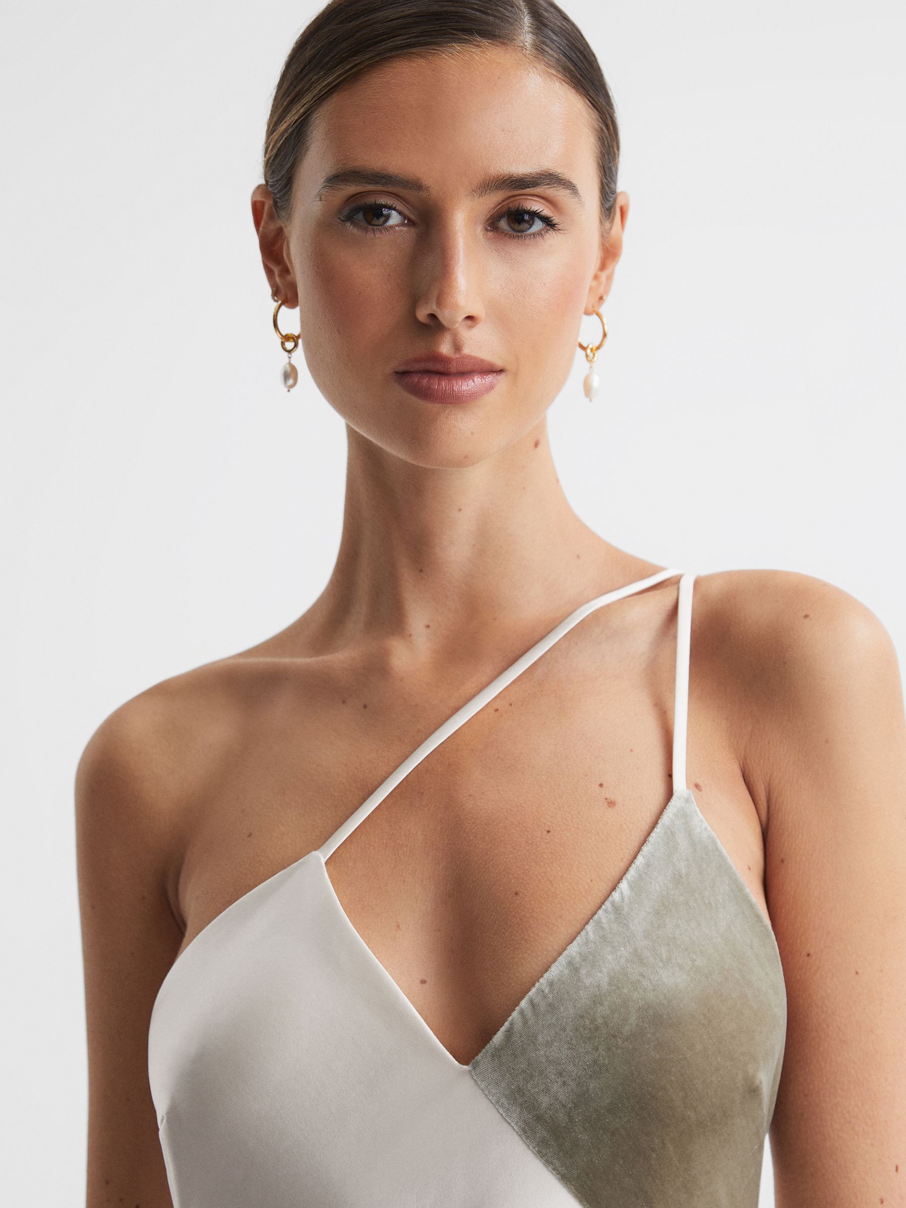 Silk-Velvet Asymmetric Strap Midi Dress in Silver - Image 4 of 6