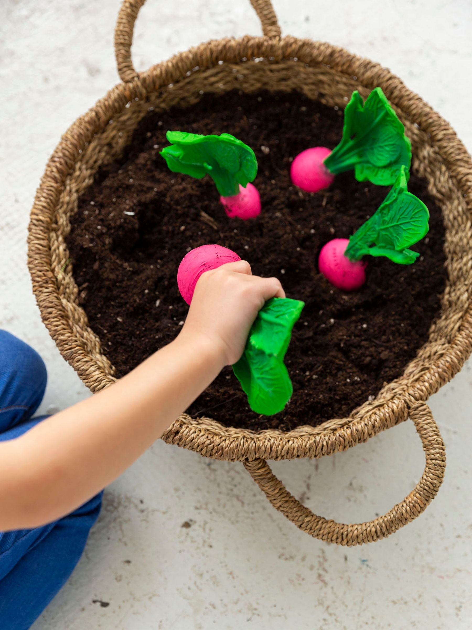 Oli & Carol Ramona the Radish Teether & Bath Toy - Image 4 of 5