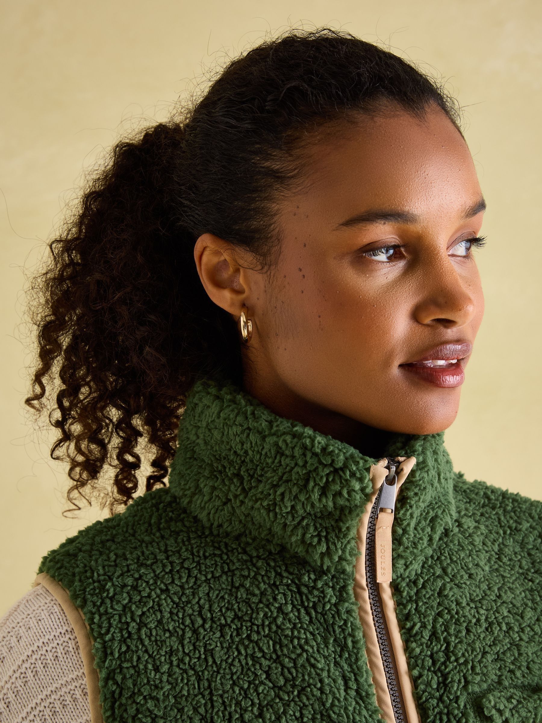 Mallory Green Fleece Gilet - Image 5 of 8