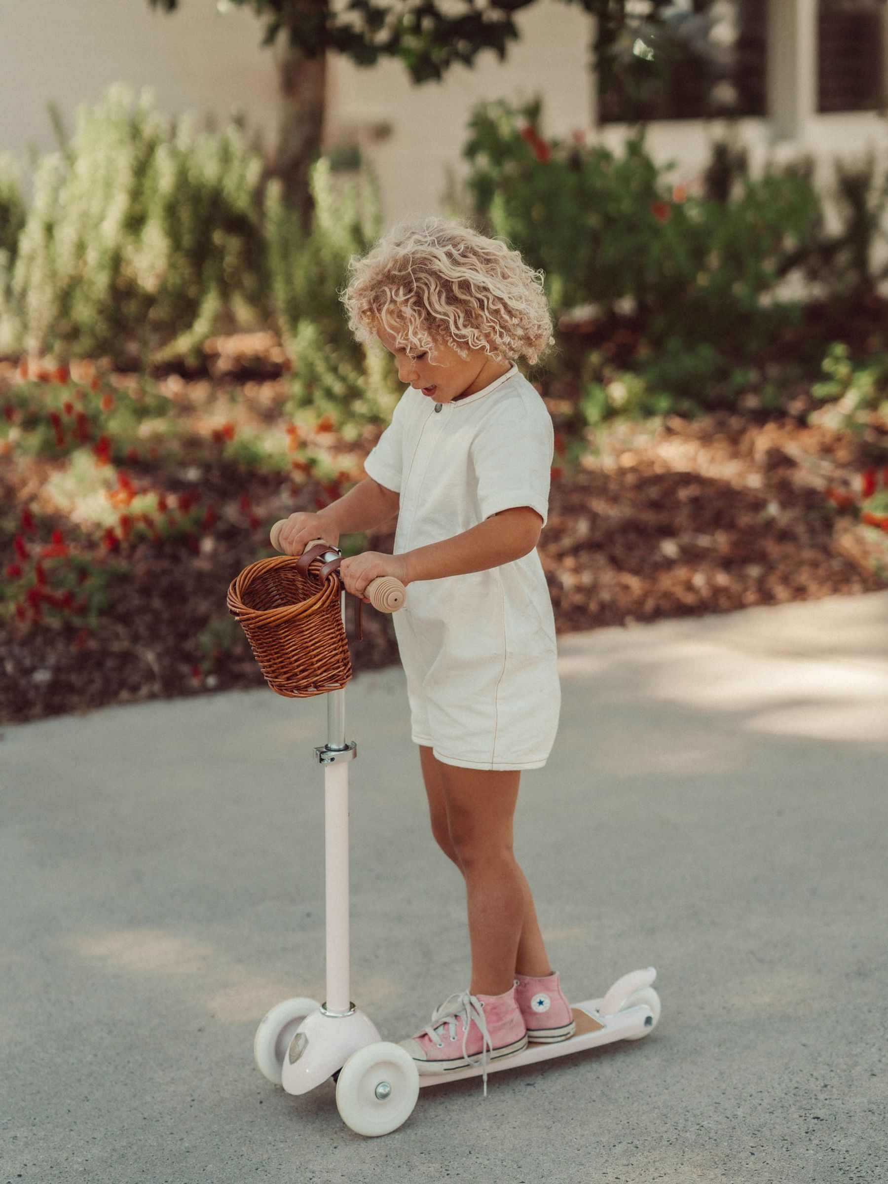 Pink Banwood Scooter - Image 11 of 12