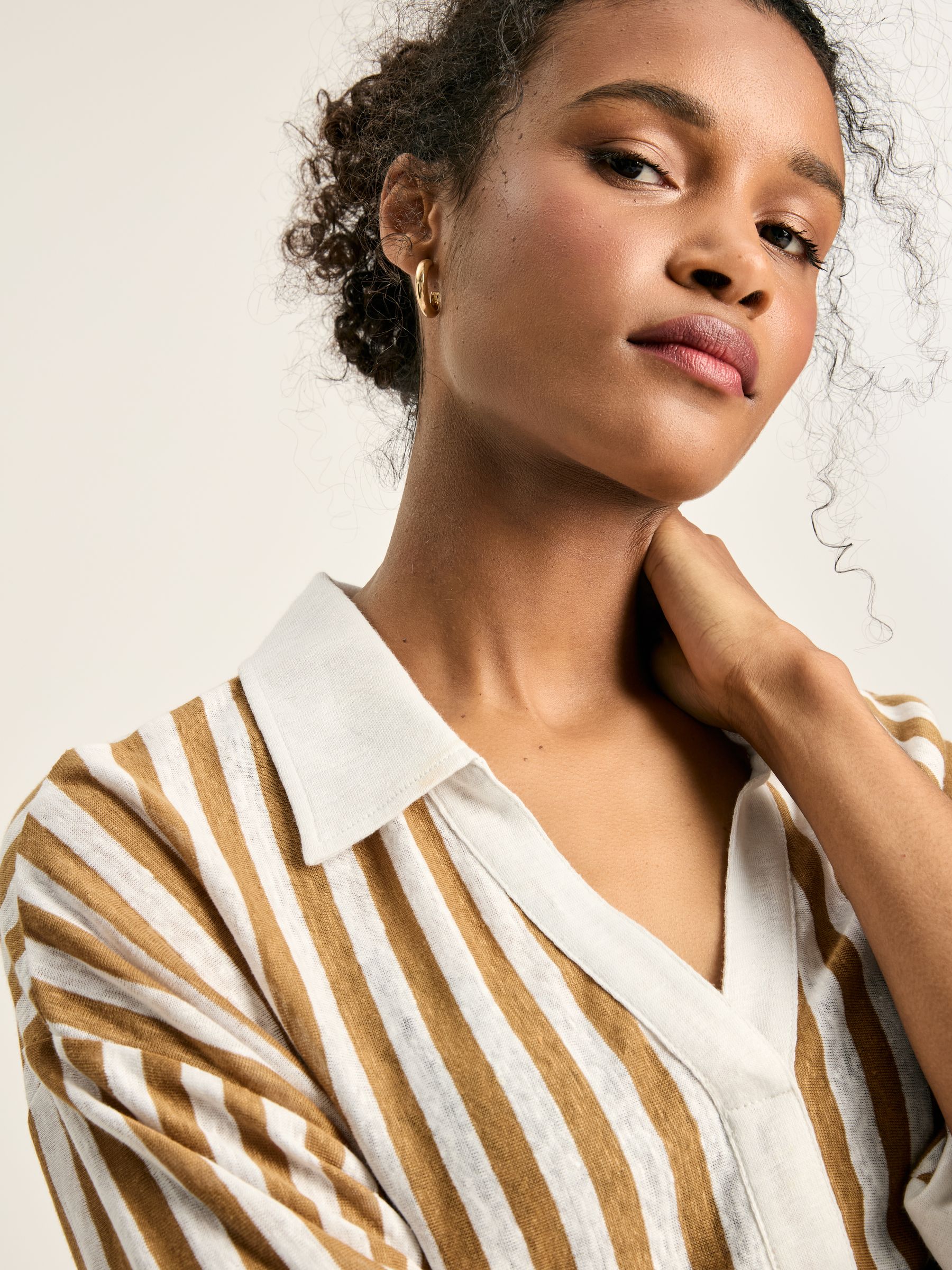 Hadley Tan White Linen Polo Shirt - Image 4 of 7