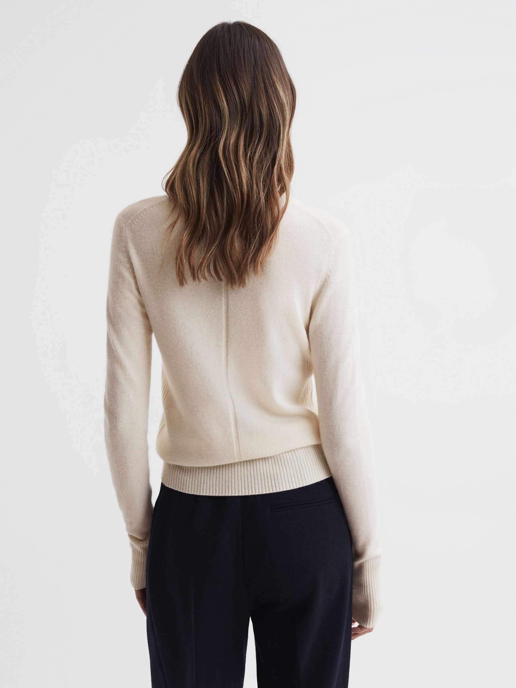 Wool Blend Crew Neck Jumper in Ivory - Image 4 of 9