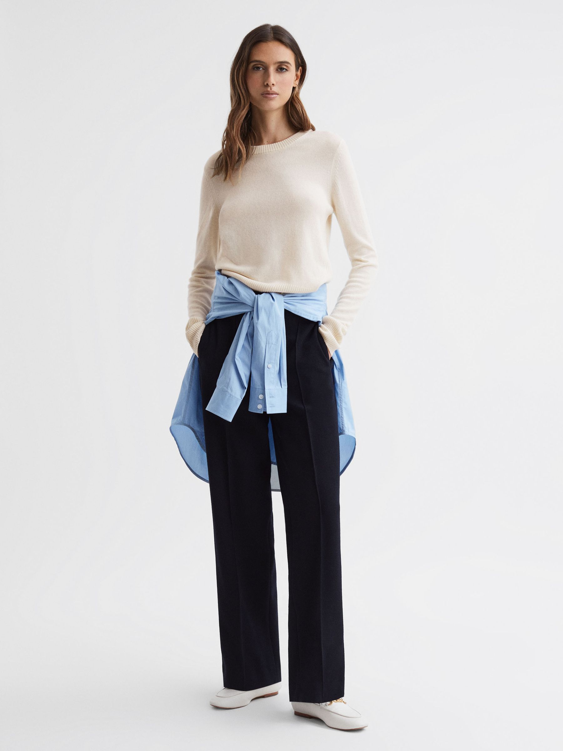 Wool Blend Crew Neck Jumper in Ivory - Image 6 of 9