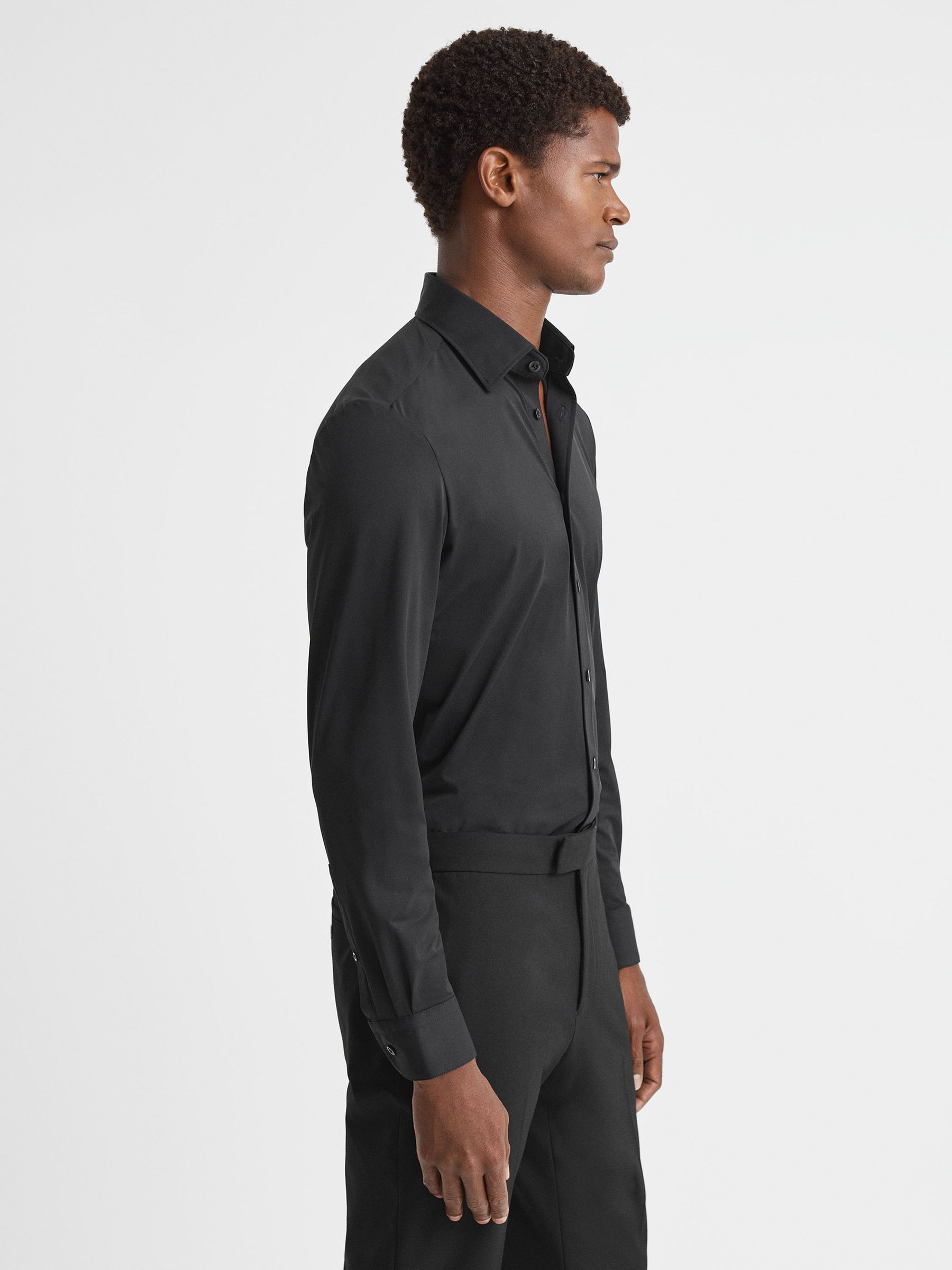 Regular Fit Travel Shirt in Black - Image 3 of 7