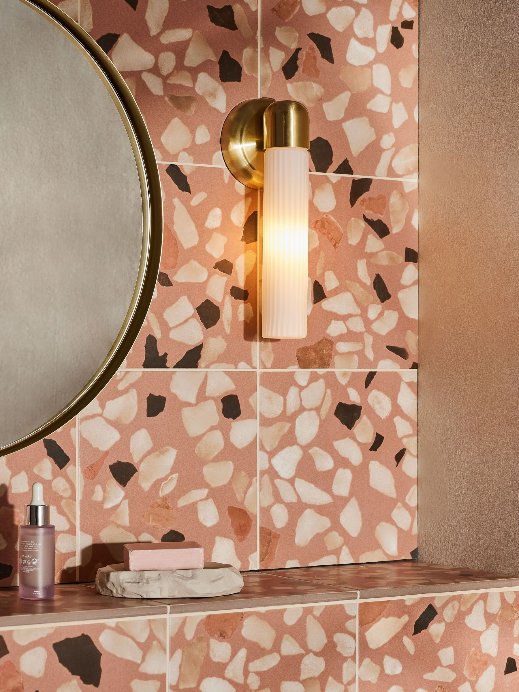 Wall Light in Brass - Image 3 of 3