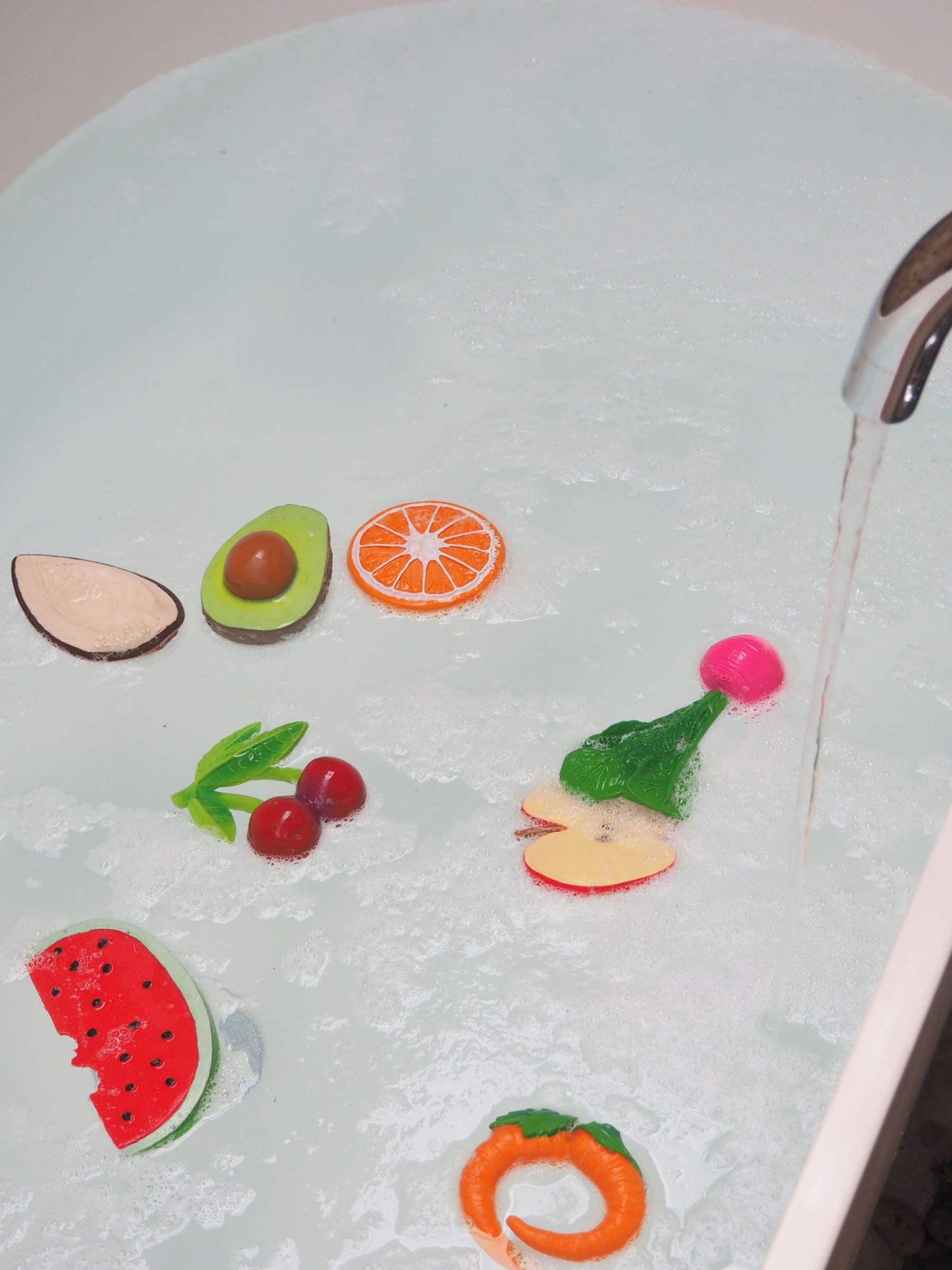 Oli & Carol Wally the Watermelon Teether & Bath Toy - Image 4 of 8