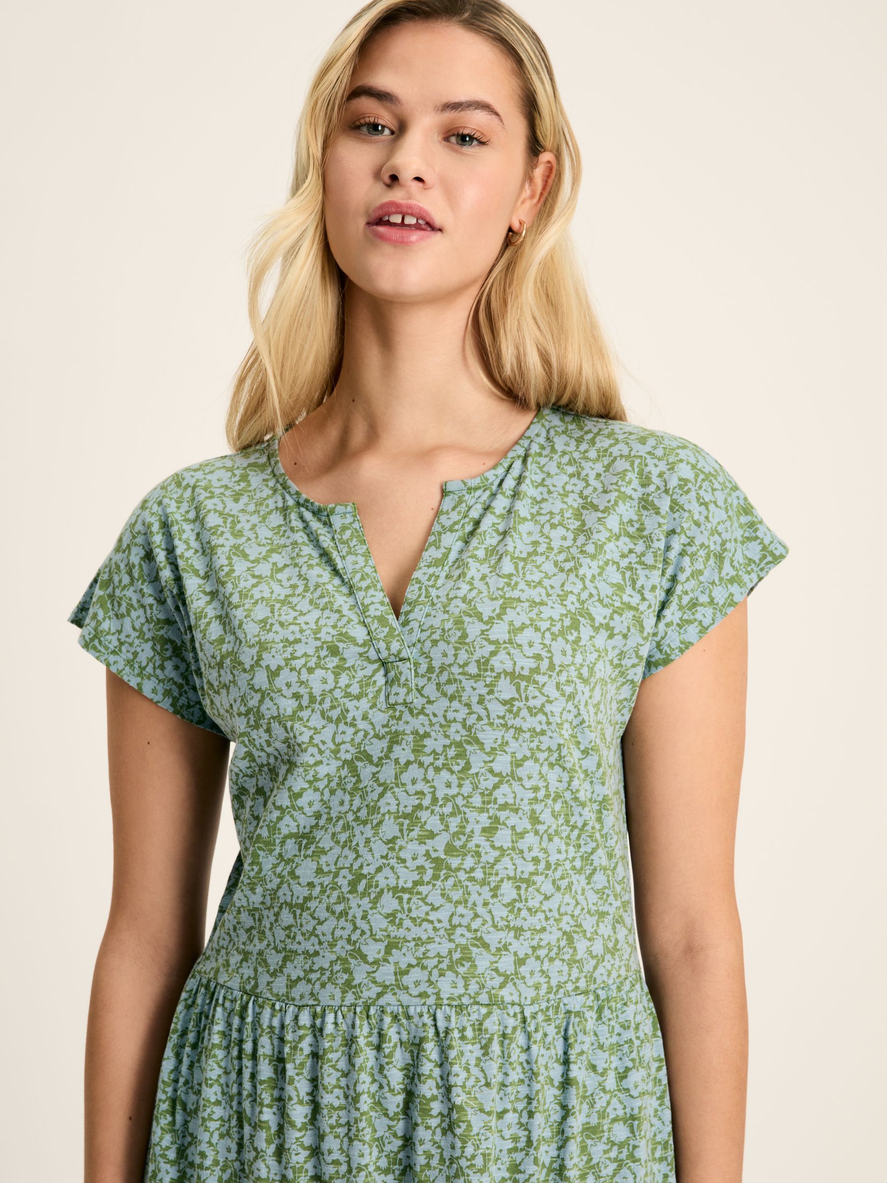 Ariana Green Jersey Tiered Dress - Image 4 of 7
