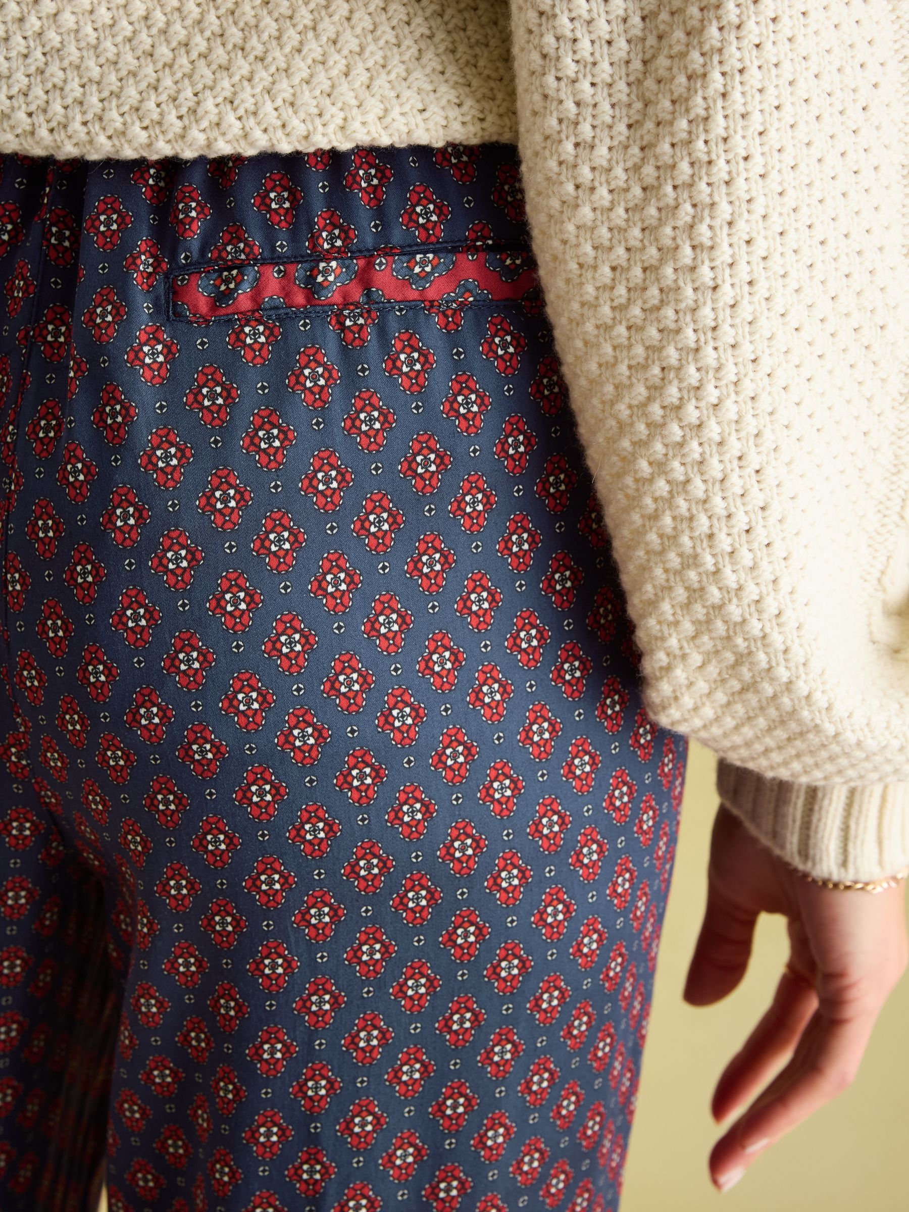 Red & Navy Satin Wide Leg Trousers - Image 6 of 8