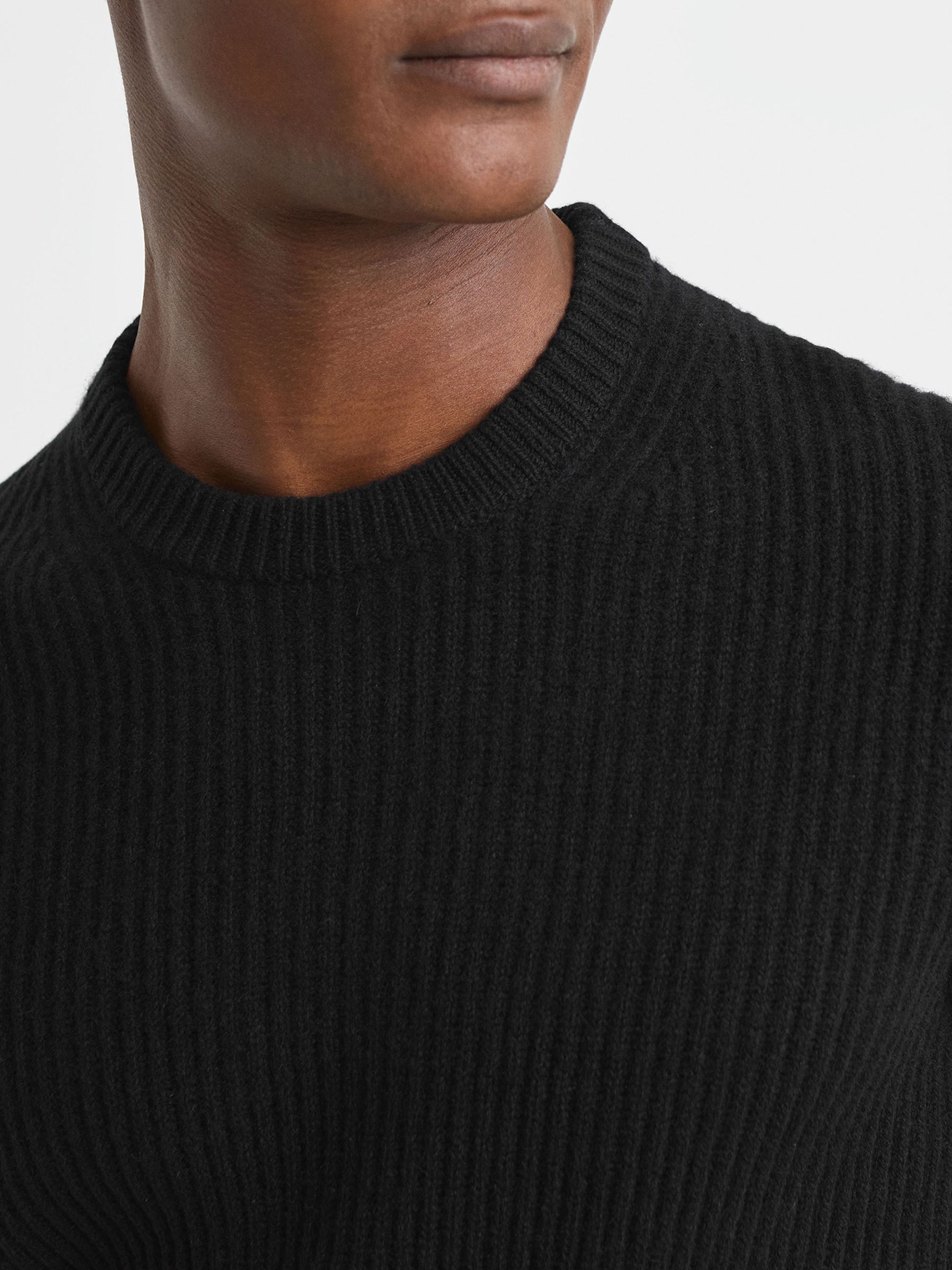 Atelier Cashmere Ribbed Crew Neck Jumper in Black - Image 3 of 4