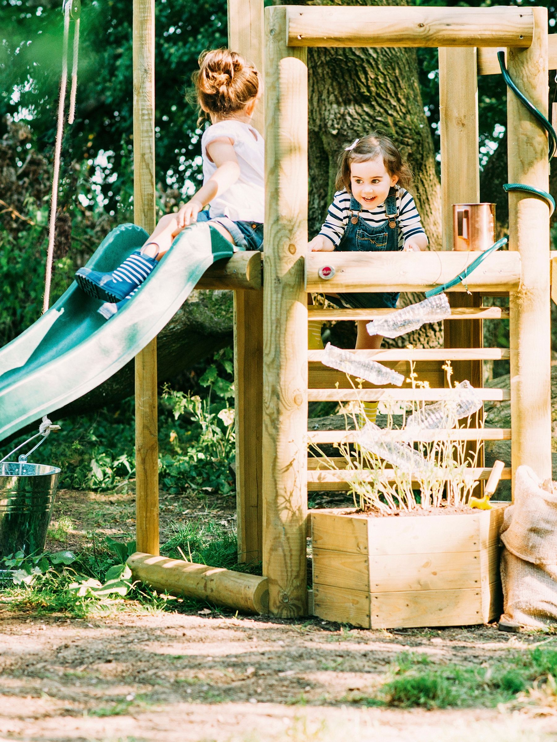 Plum Discovery Woodland Treehouse - Image 1 of 12