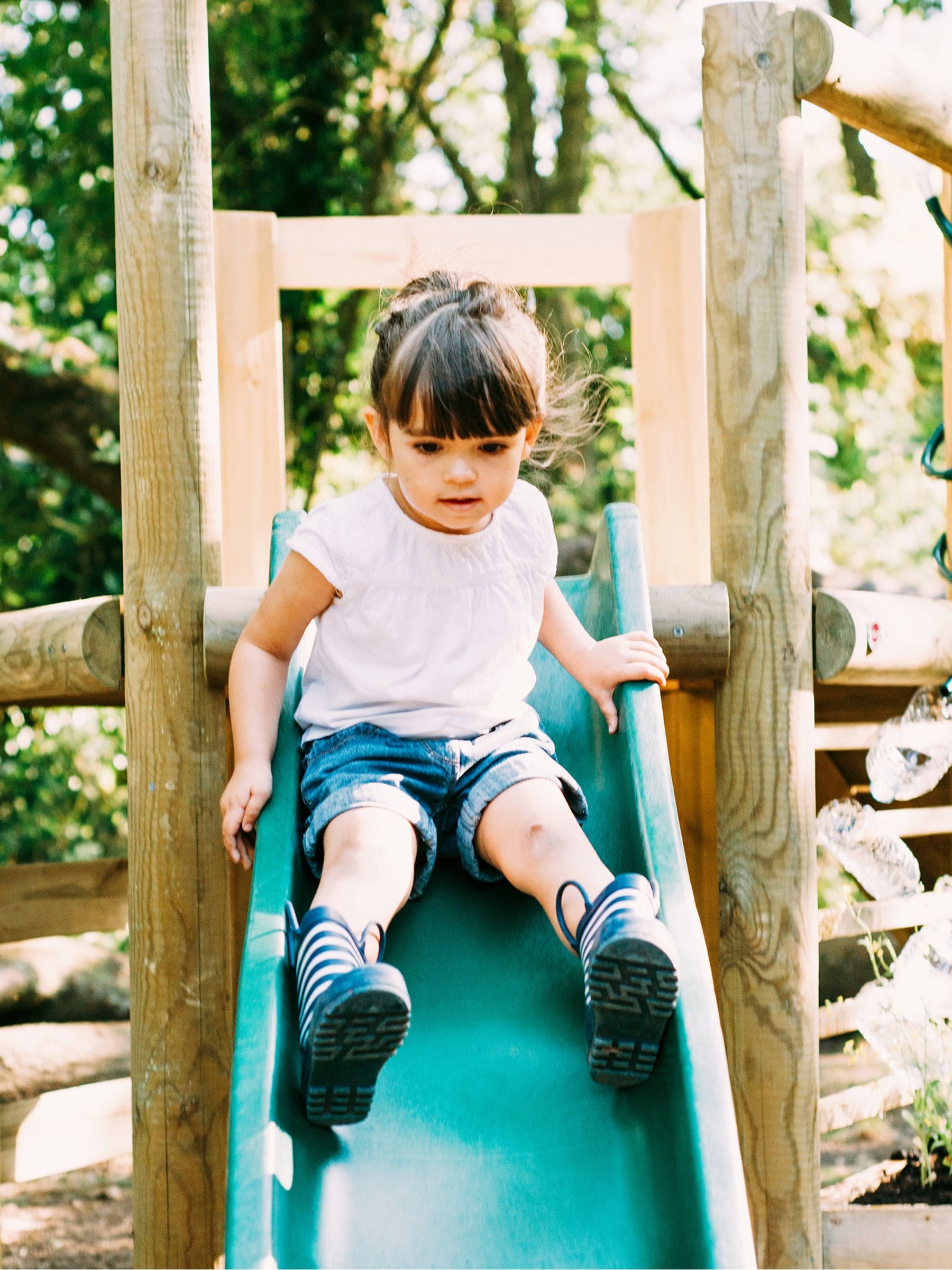 Plum Discovery Woodland Treehouse - Image 5 of 12