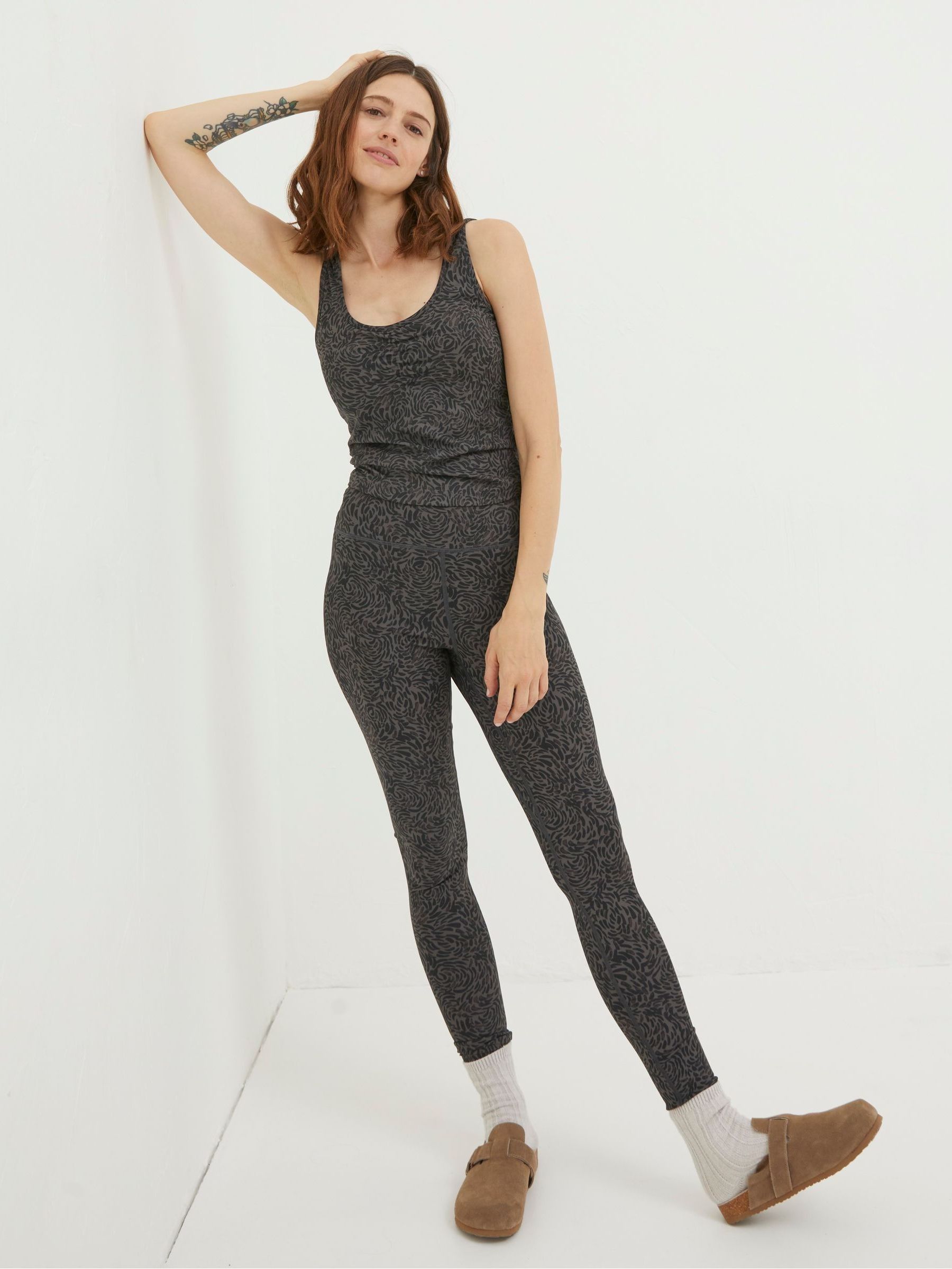 Elowen Grey Print Crop Top - Image 3 of 6