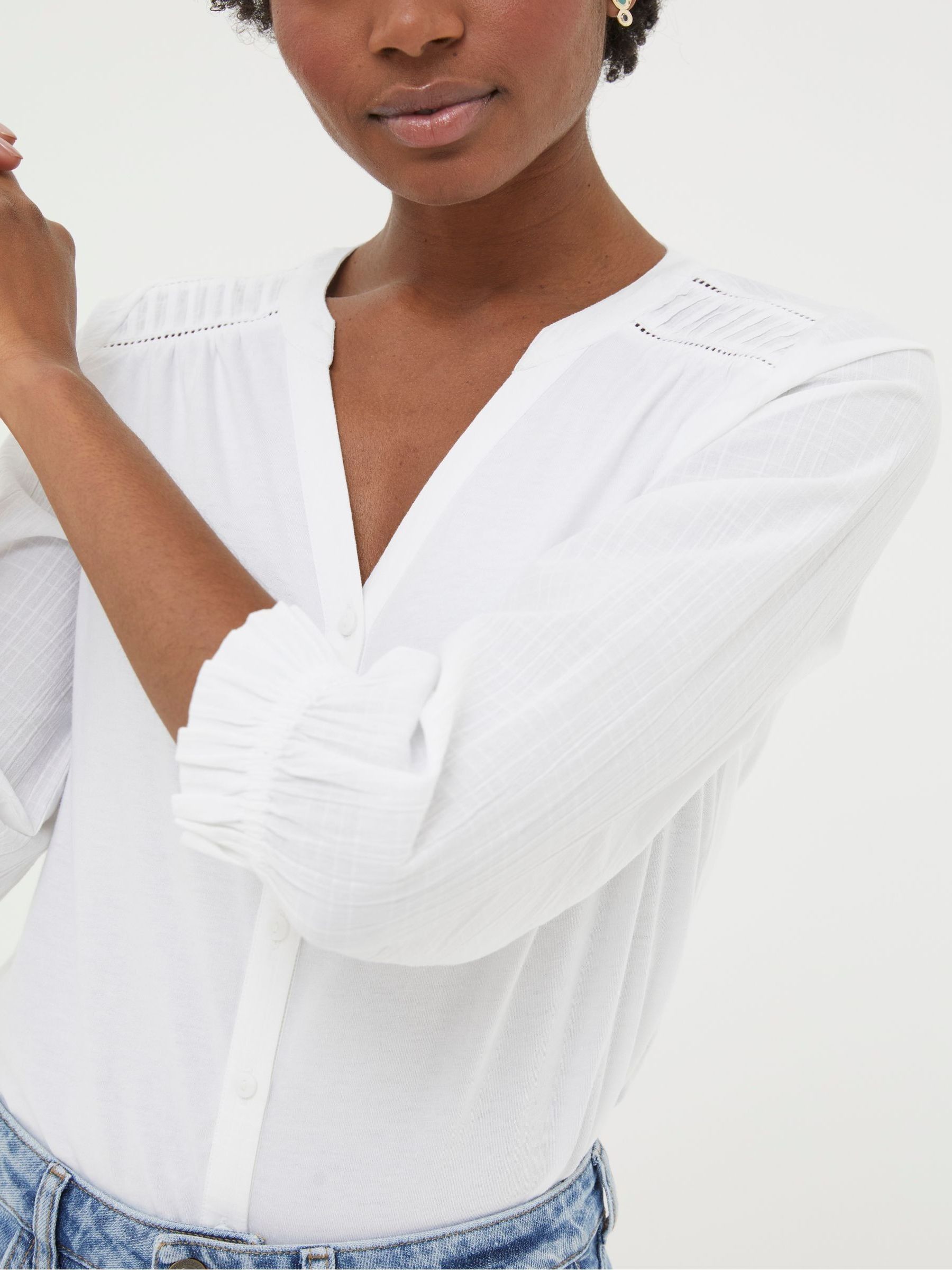 White Top - Image 3 of 4