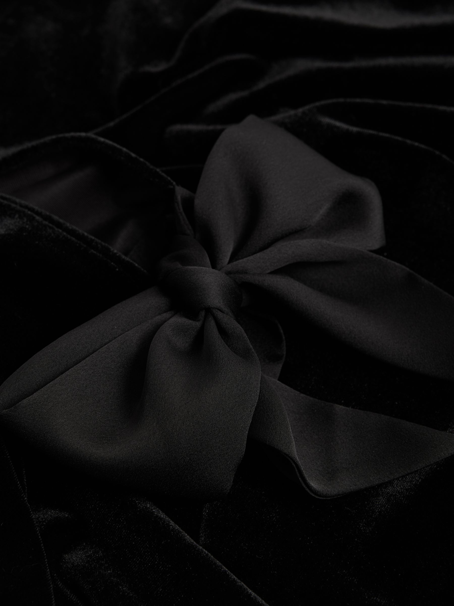 Florere Velvet Satin Detail Blouse in Black - Image 5 of 5
