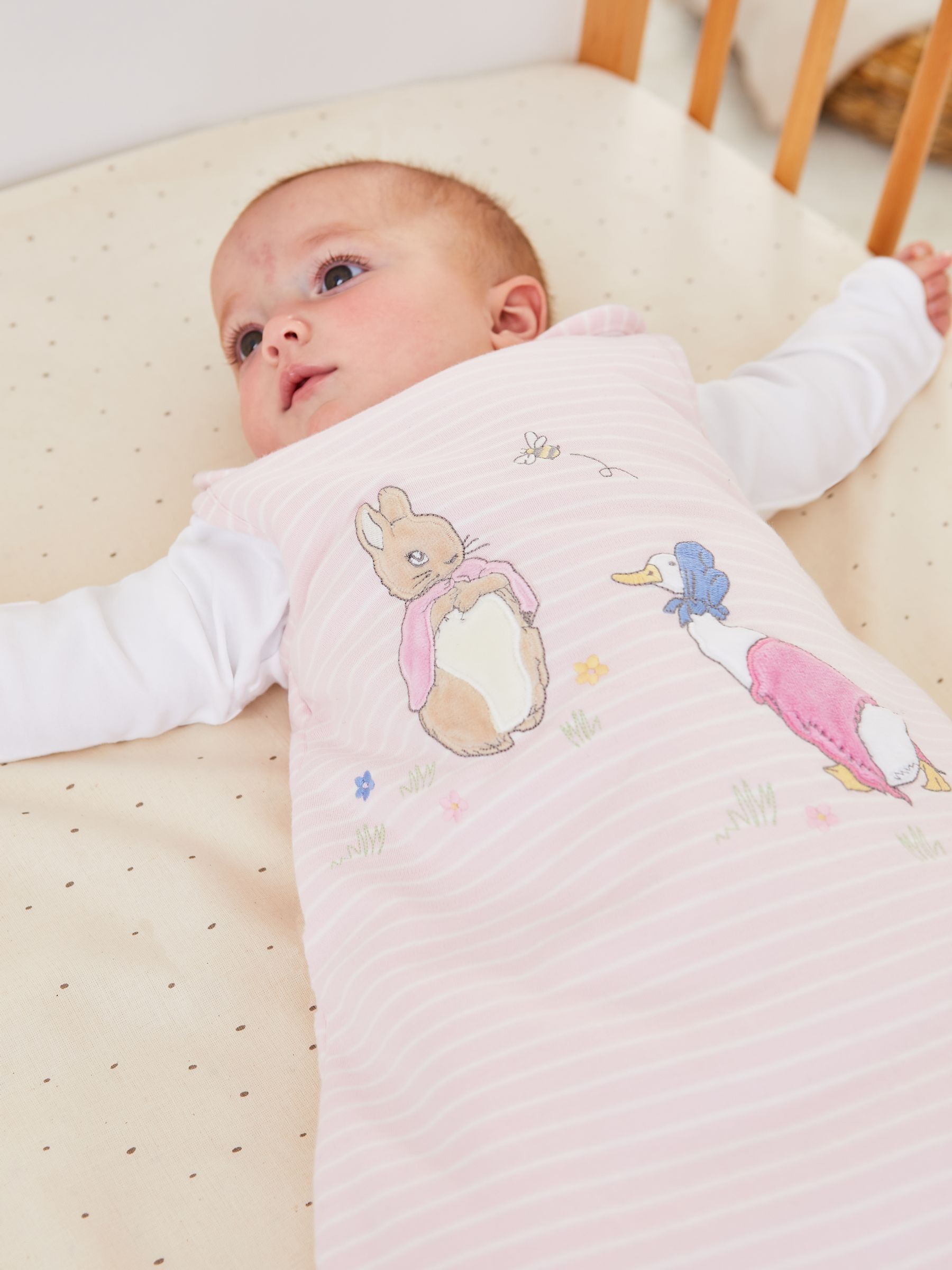 Flopsy Bunny Appliqué 2.5 Tog Baby Sleeping Bag - Image 3 of 5