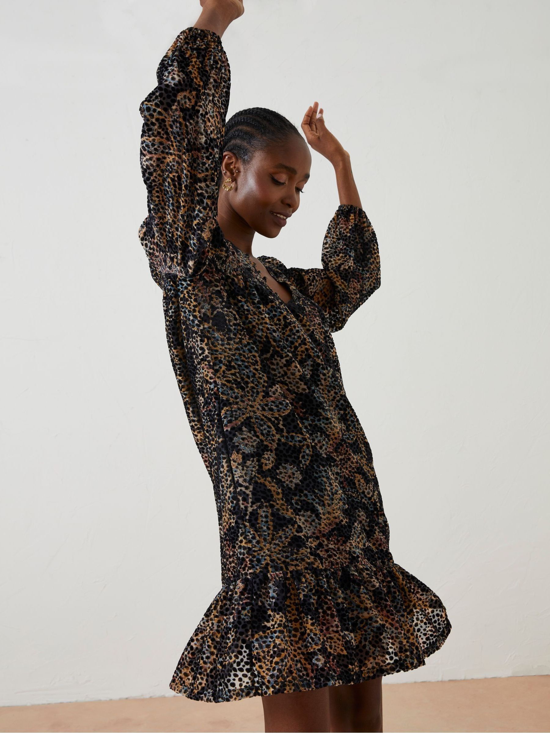 Black Poplar Floral Devore Swing Dress - Image 4 of 7