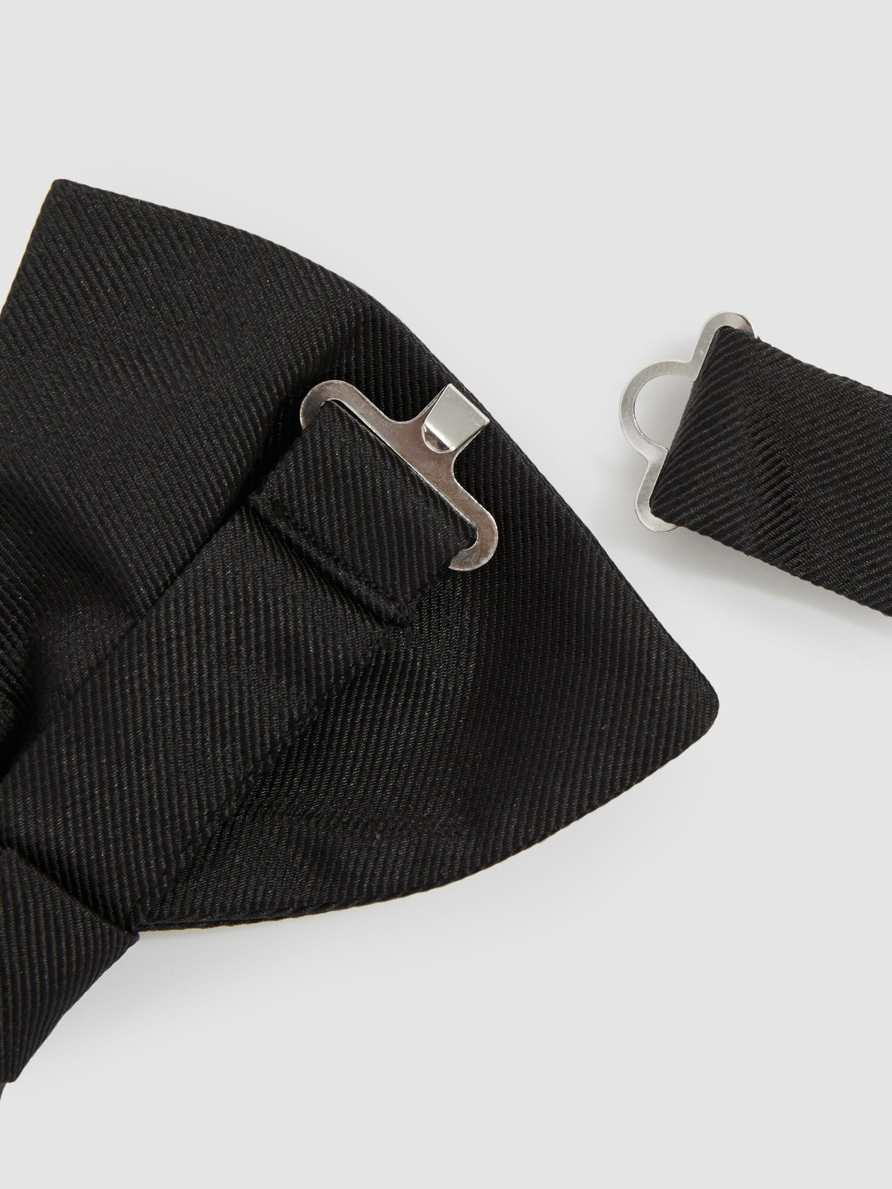 Grosgrain Silk Bow Tie in Black - Image 3 of 4