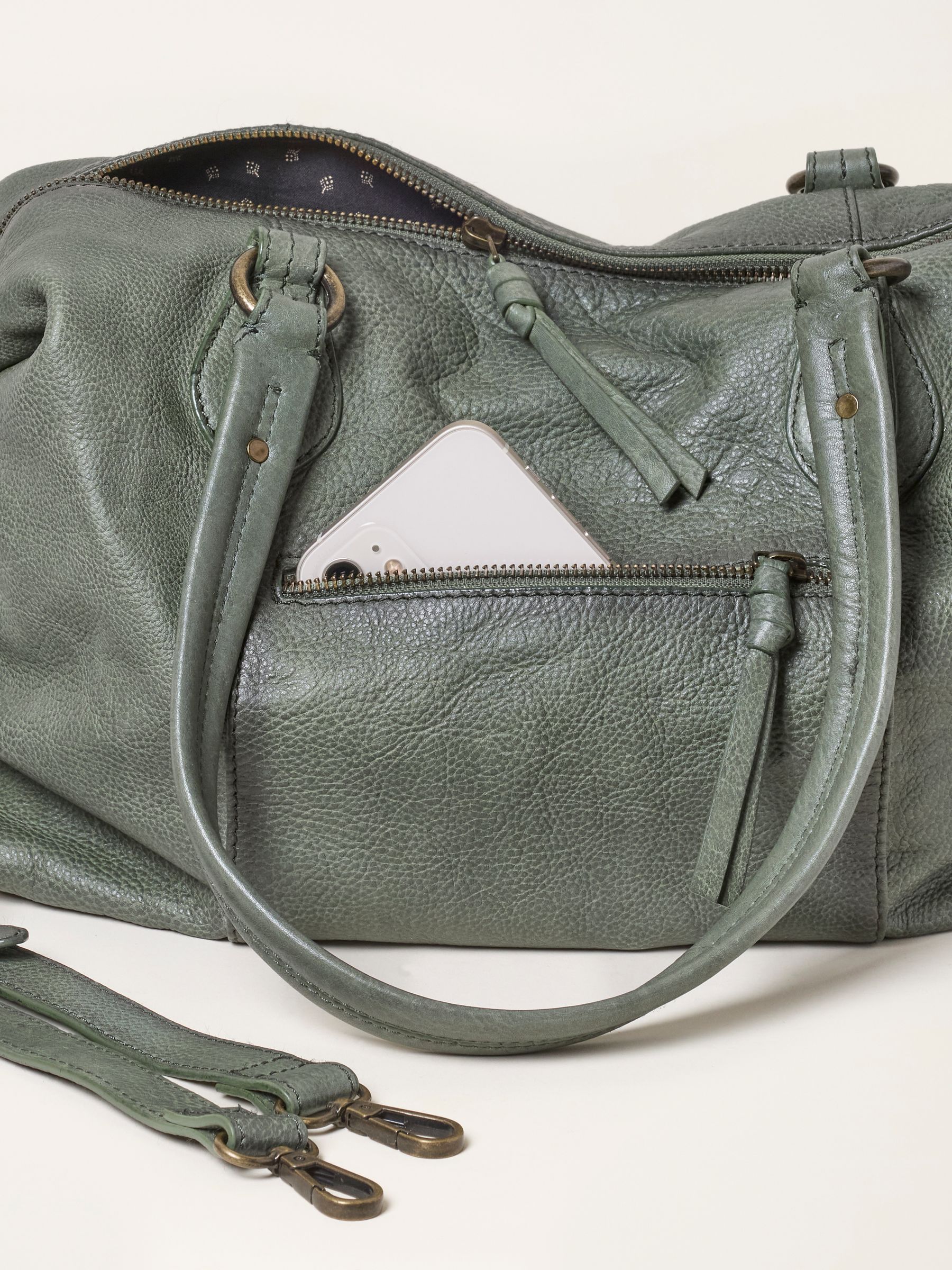 Green Leather Shoulder Bag - Image 2 of 3 Green Leather Shoulder Bag - Image 2 of 3