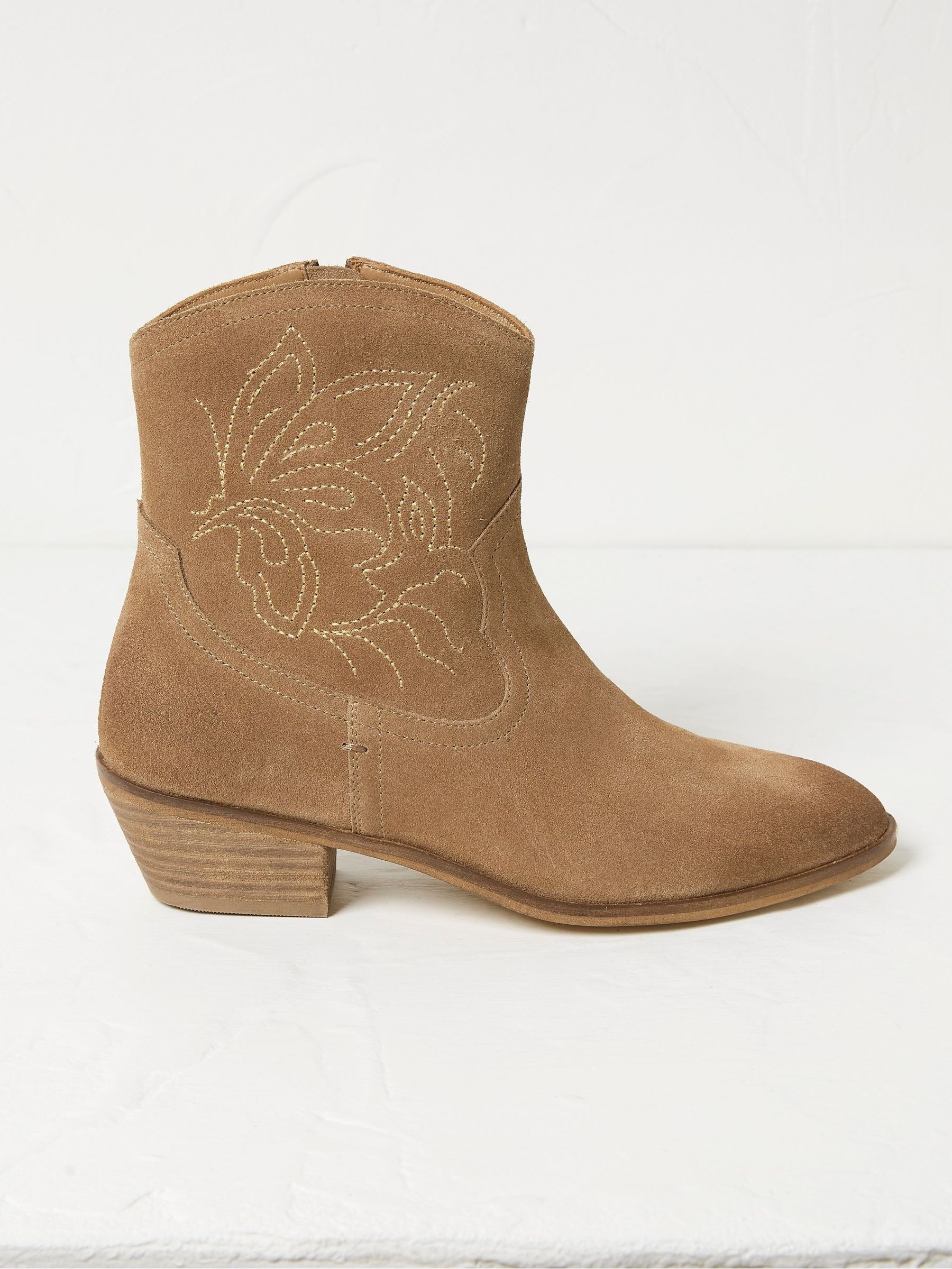 Brown Western Ankle Boots - Image 1 of 4