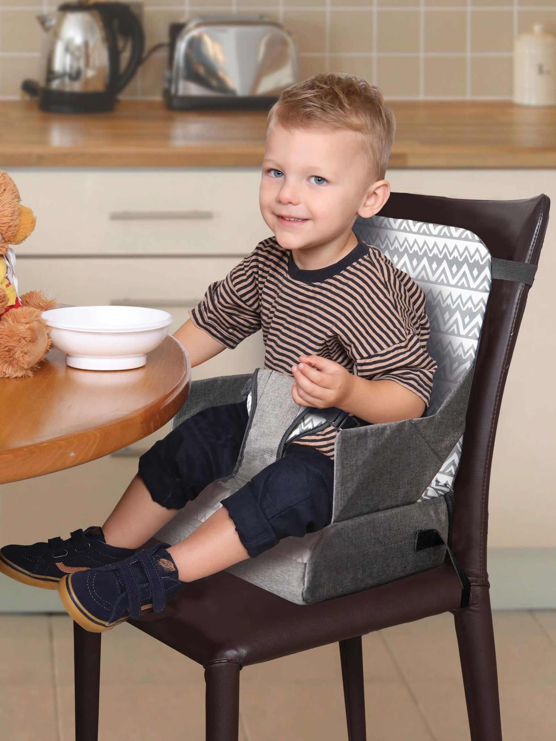Dreambaby Grab 'N' Go Feeding Booster Seat - Image 1 of 2