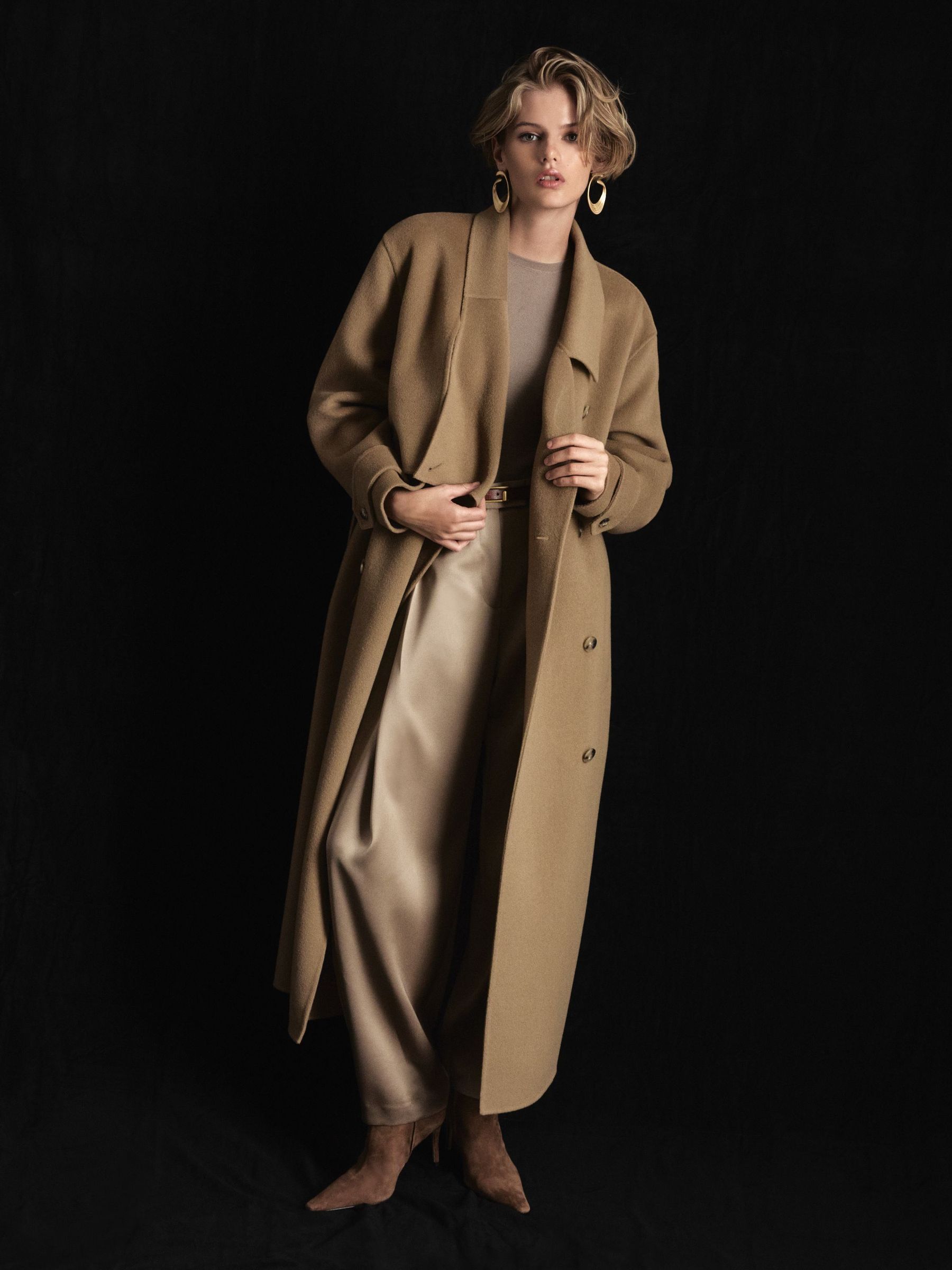 Atelier Wool Blindseam Double-Breasted Coat in Khaki - Image 4 of 9