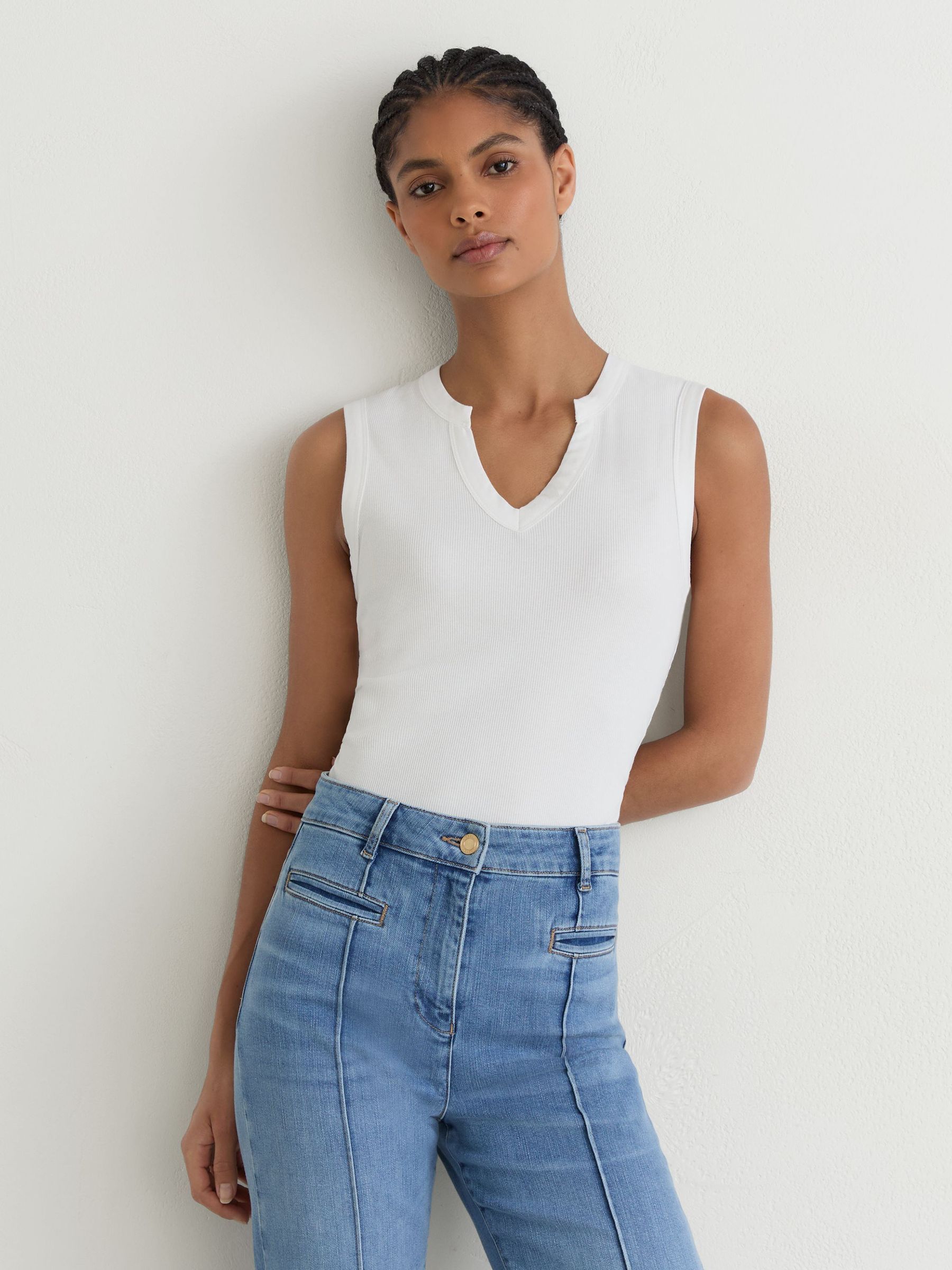 Knitted Vest in White - Image 3 of 6