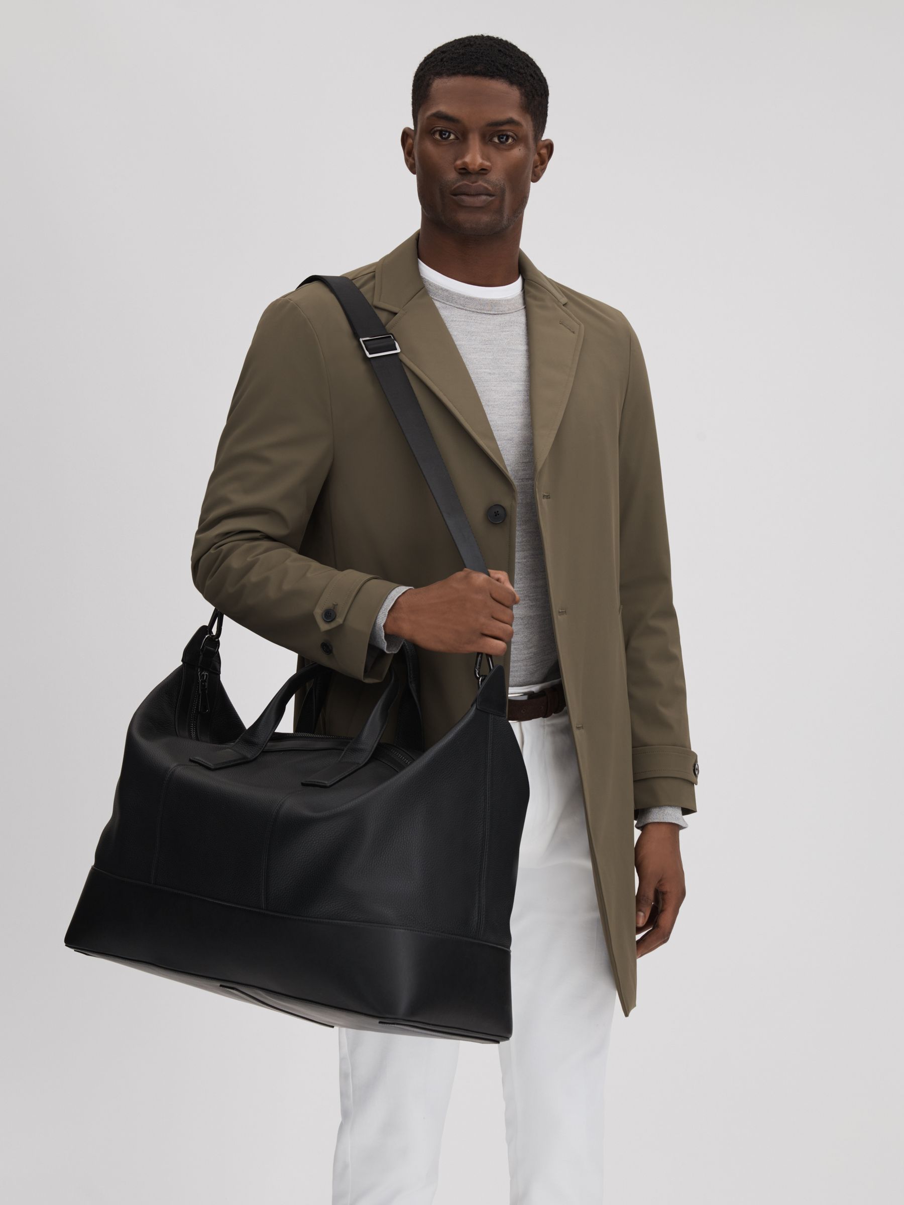 Leather Travel Bag in Black - Image 3 of 6
