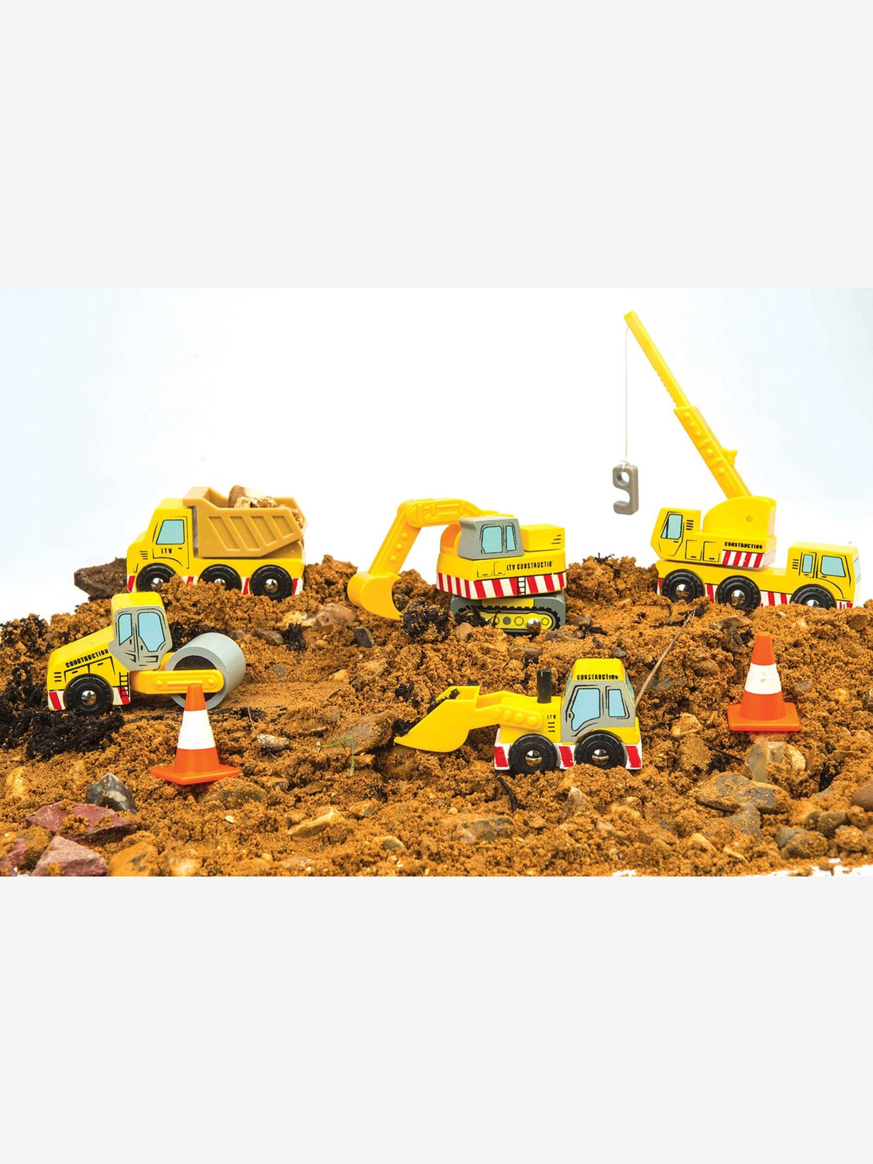 Le Toy Van Construction Set - Image 2 of 4