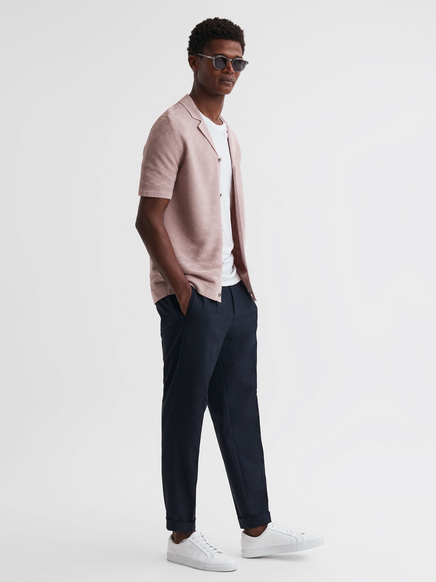 Textured Cuban Collar Button-Through Shirt in Dusty Pink - Image 3 of 4