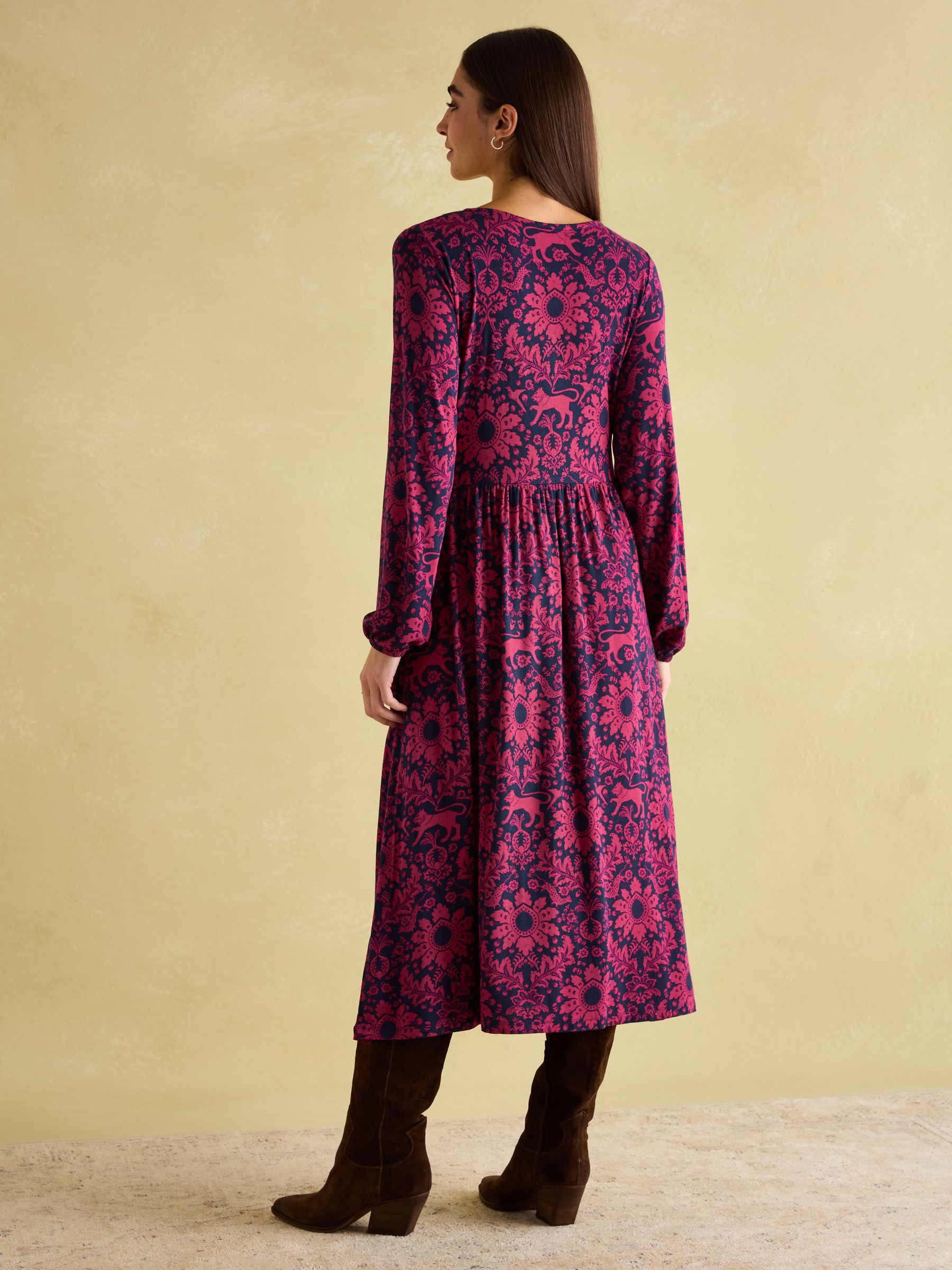 Nia Red & Navy V-Neck Long Sleeve Midaxi Dress - Image 2 of 7