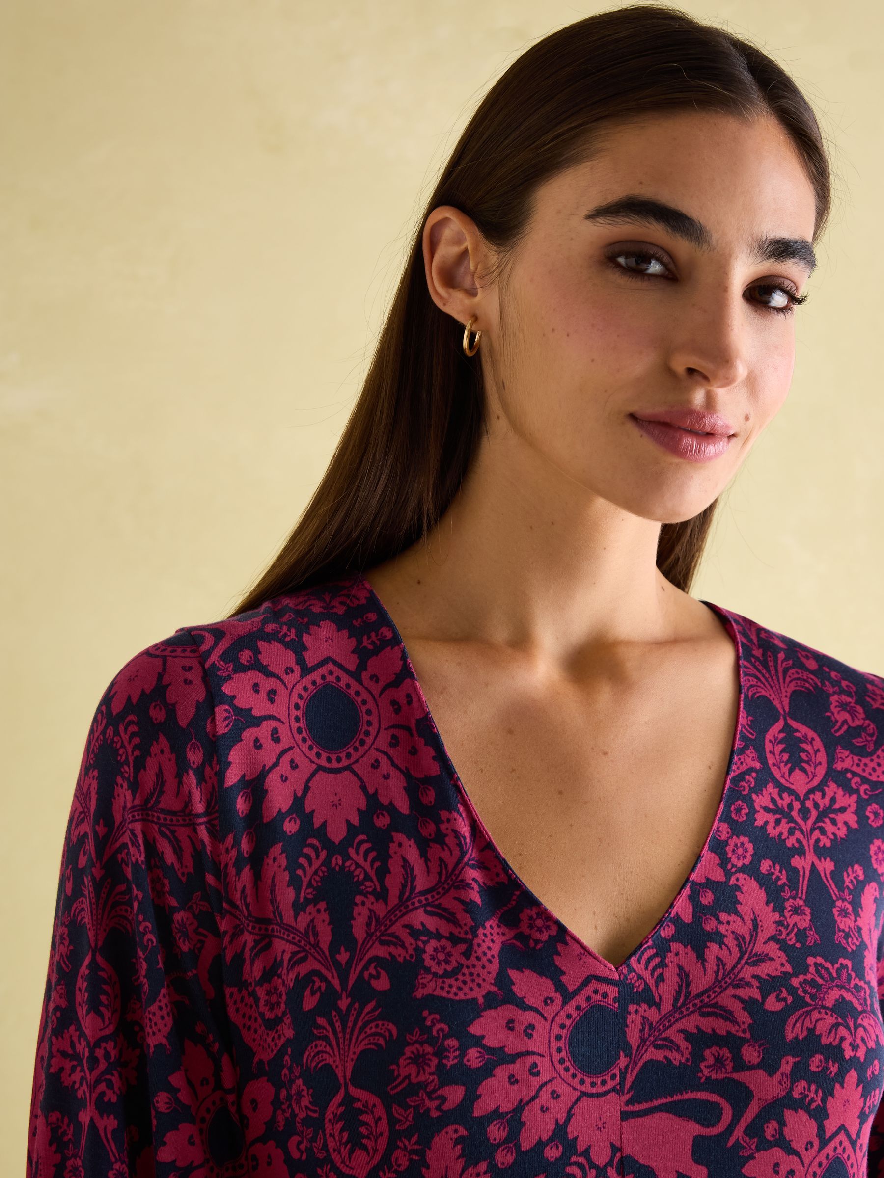 Nia Red & Navy V-Neck Long Sleeve Midaxi Dress - Image 5 of 7