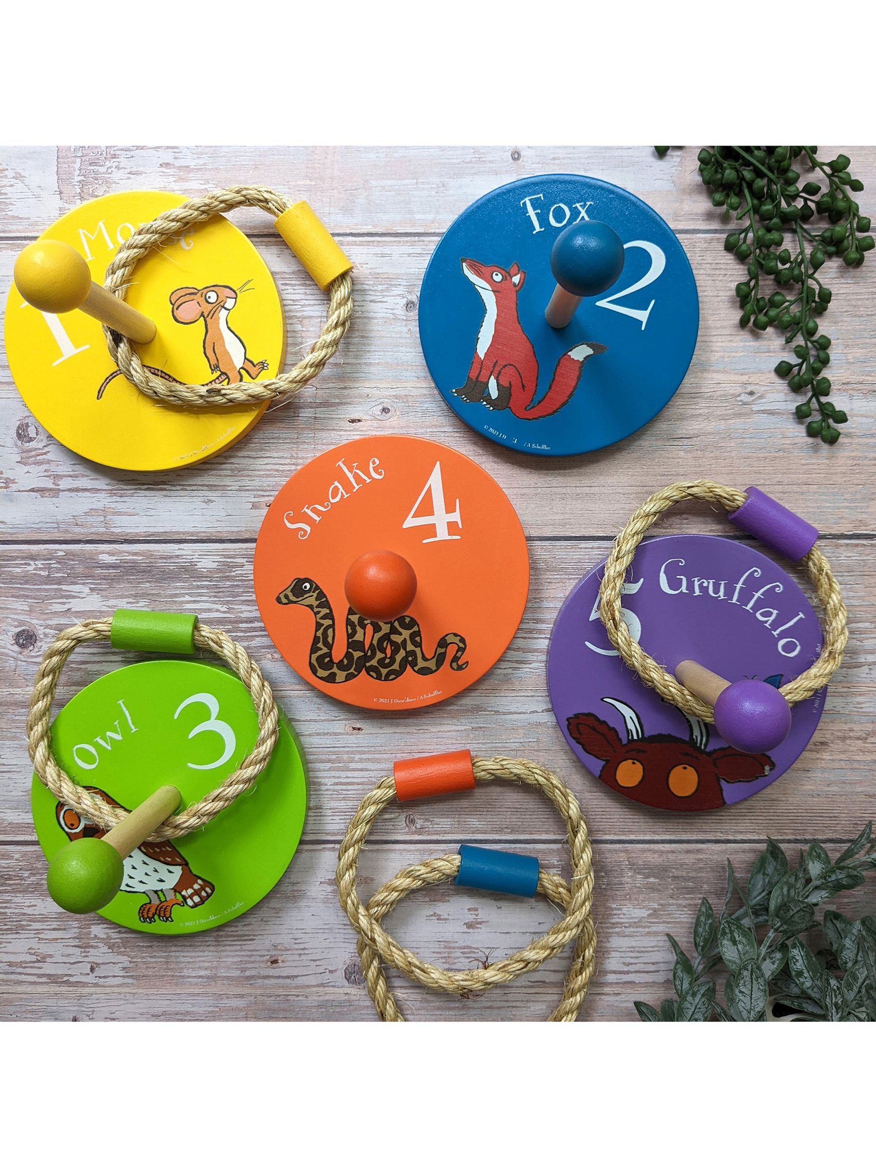 Gruffalo Wooden Ring Toss Game - Image 2 of 4