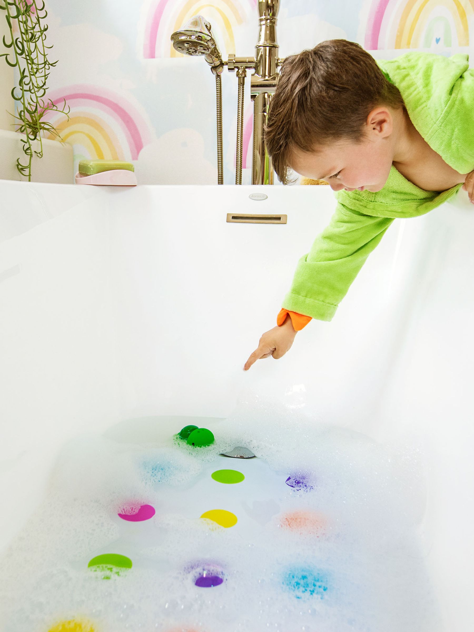 Munchkin Dandy Dots™ Bath Mat - Image 4 of 4