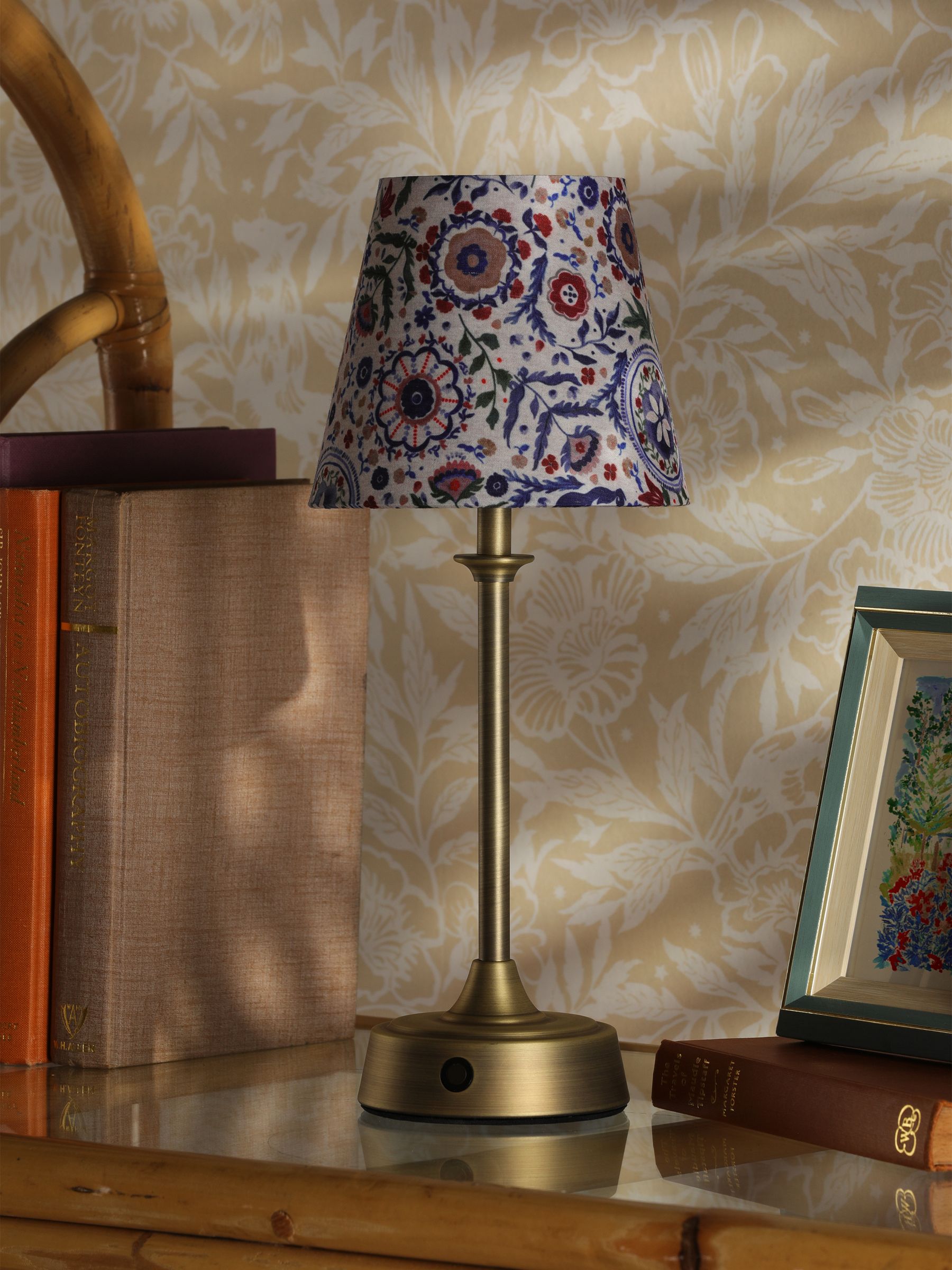 Brass Apsley Rechargeable Led Wireless Table Lamp - Image 2 of 6