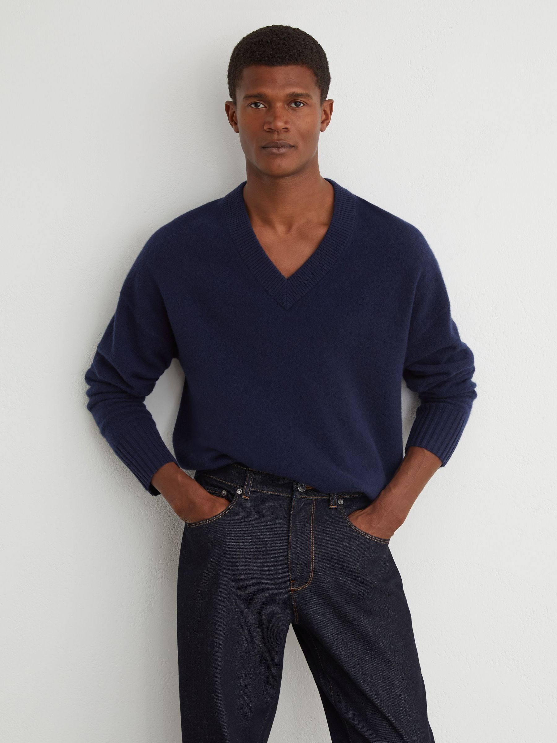Straight-Leg Jeans in Dark Indigo - Image 4 of 7