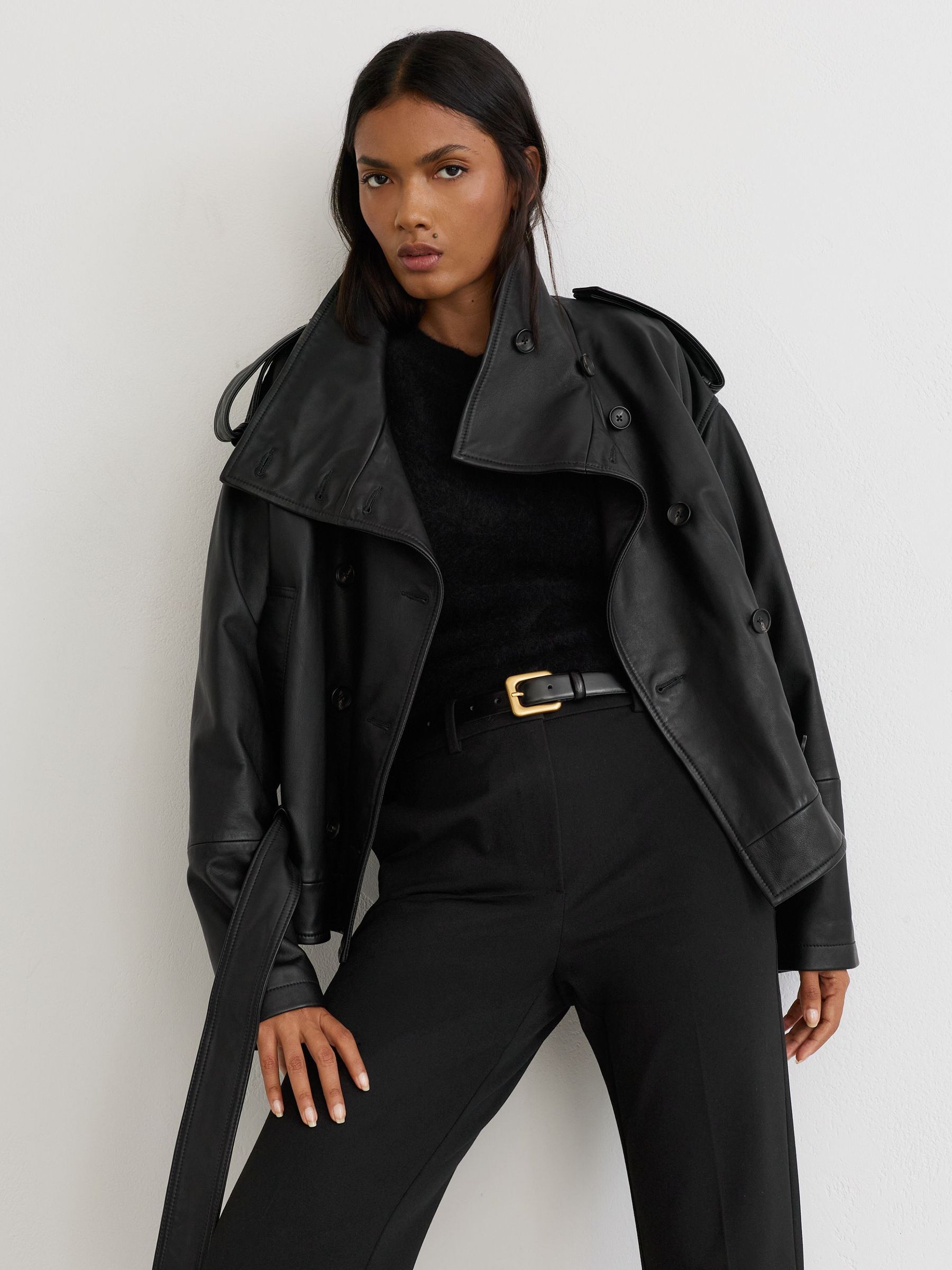 Petite Flared Mid-Rise Tailored Trousers in Black - Image 5 of 8