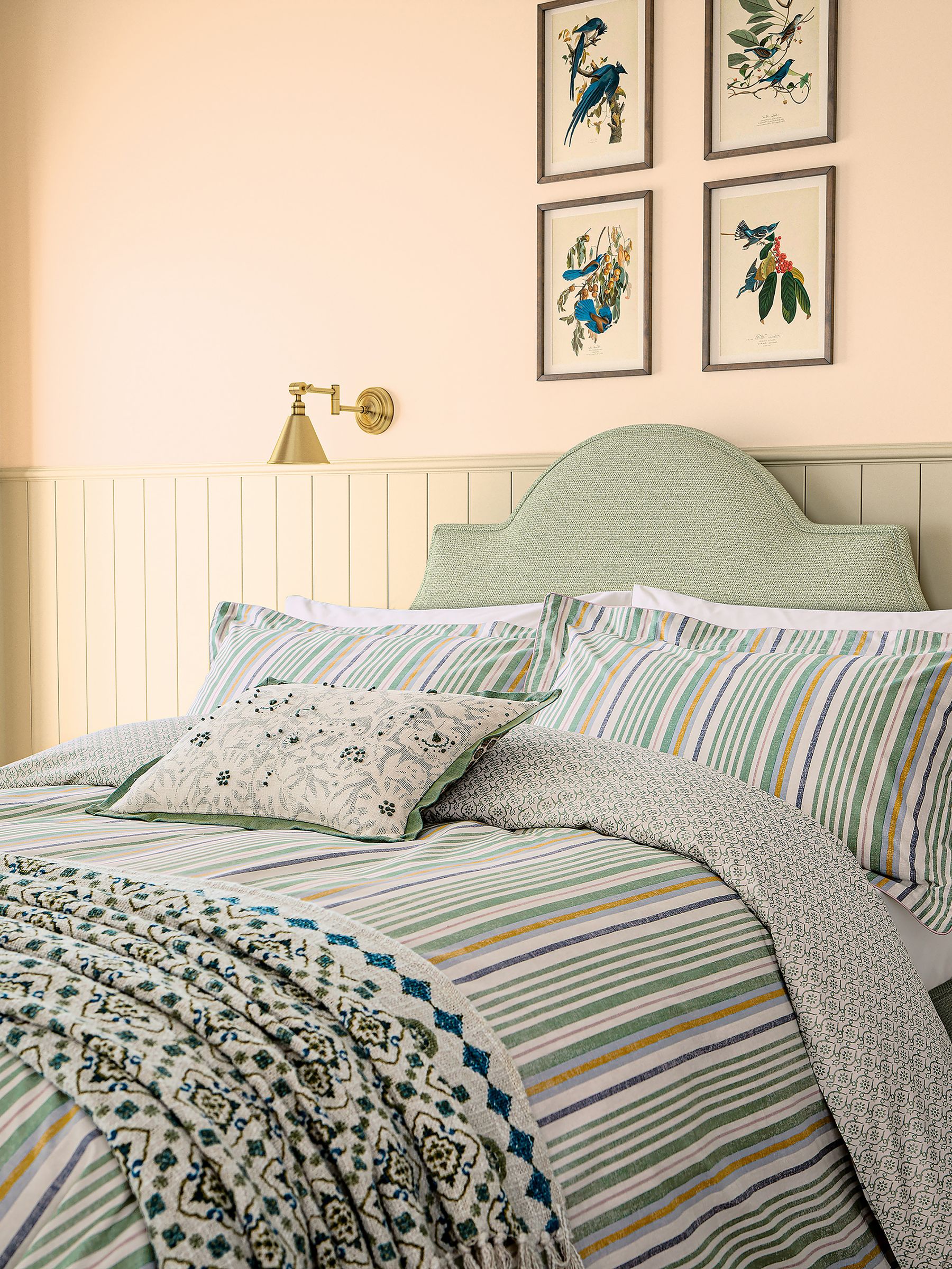 Green Country Tiles Reversible Bed Set - Image 3 of 5