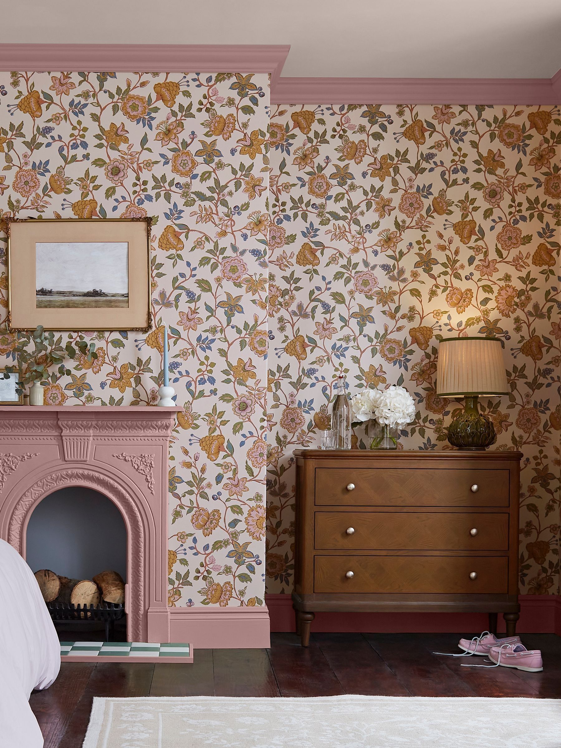 Pink Scot Floral 10M Wallpaper - Image 1 of 4 Pink Scot Floral 10M Wallpaper - Image 1 of 4