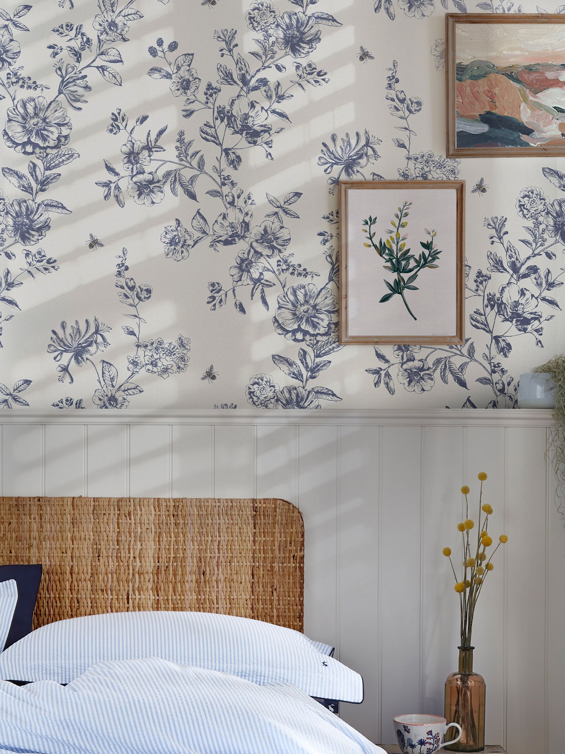 Cream Honey Floral Wallpaper - Image 1 of 5 Cream Honey Floral Wallpaper - Image 1 of 5
