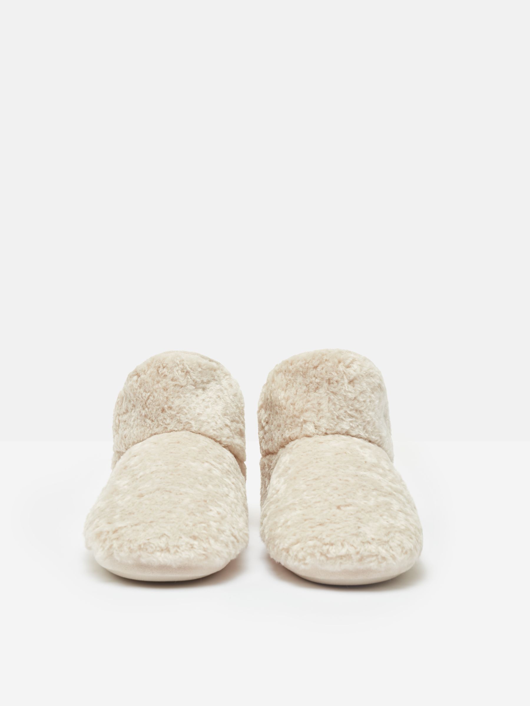 Cabin Luxe Oatmeal Faux Fur Slipper Boots - Image 5 of 7