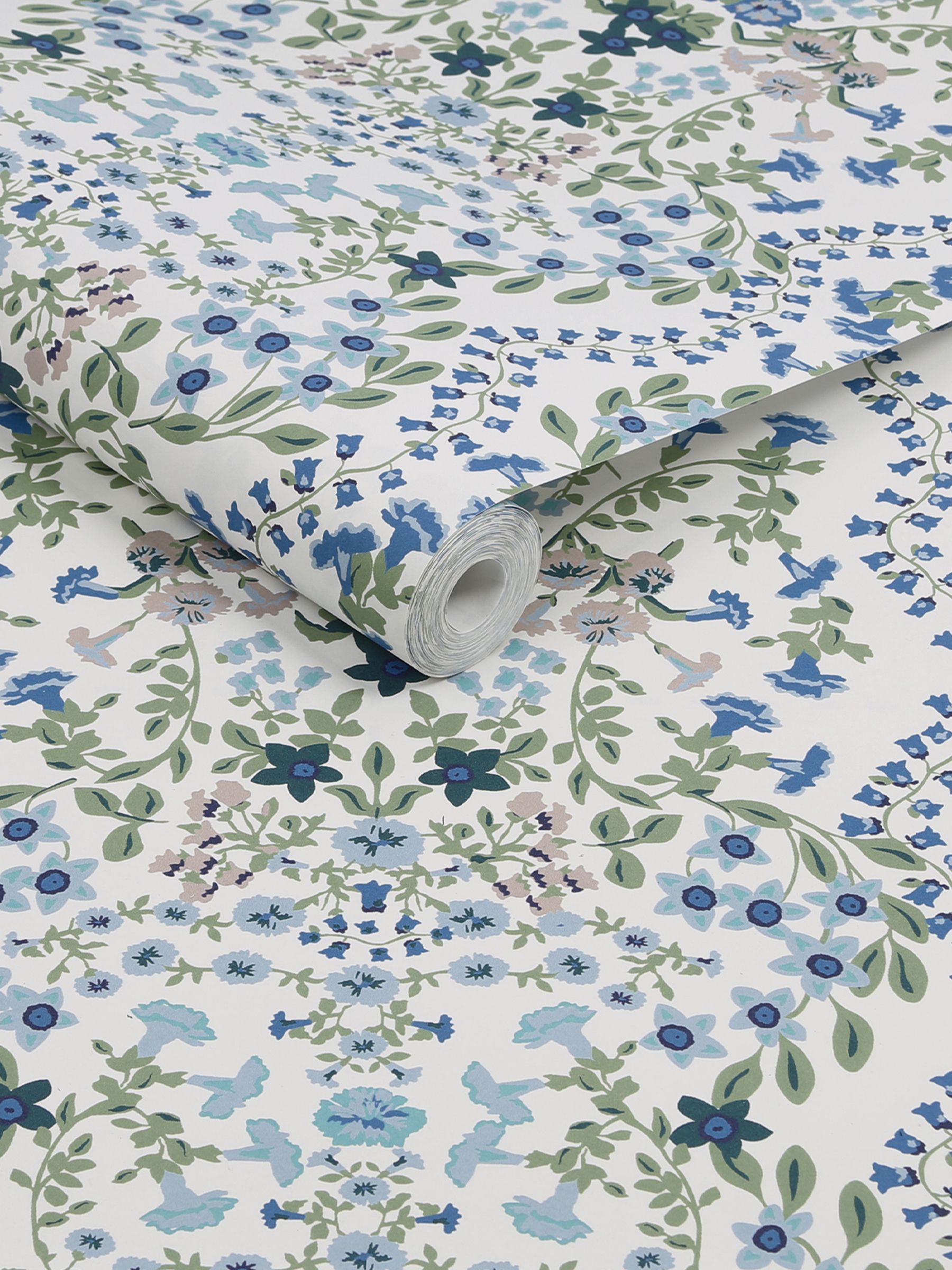 Cream Symmetrical Trellis Ditsy Wallpaper - Image 3 of 5